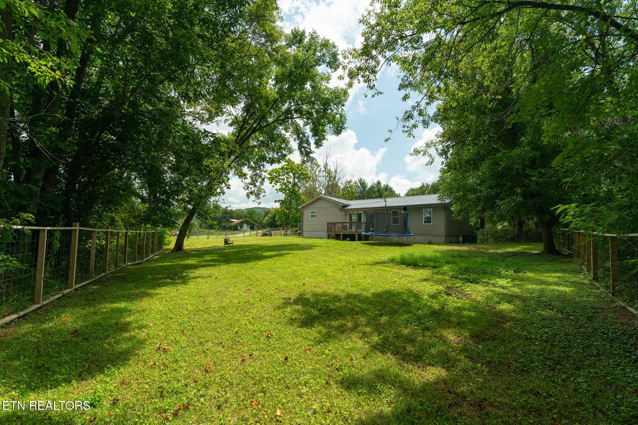 3406 Back Valley Road Speedwell TN 37870