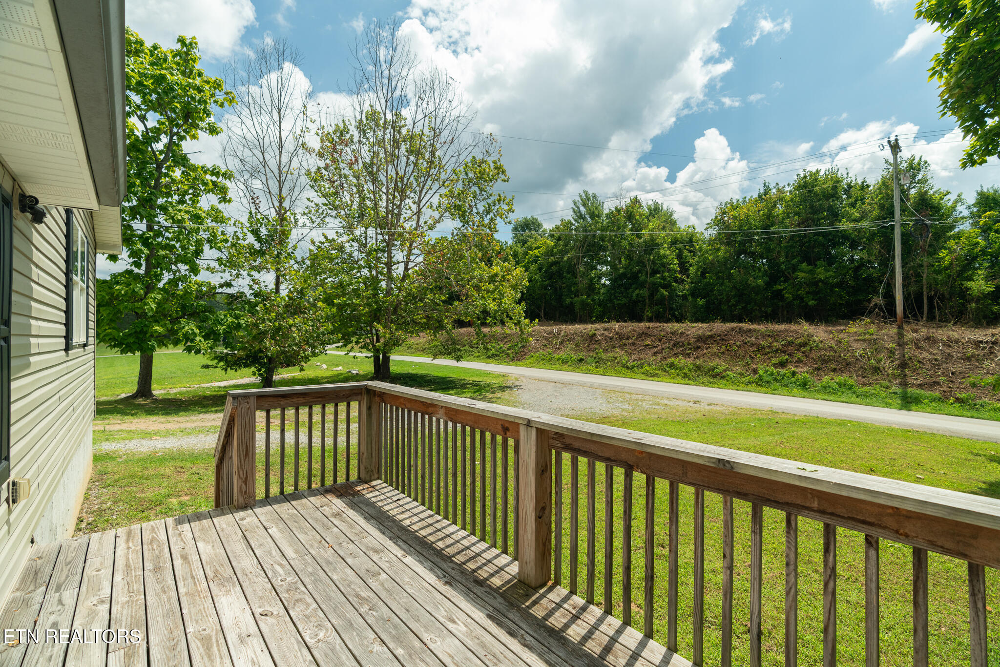 3406 Back Valley Road Speedwell TN 37870