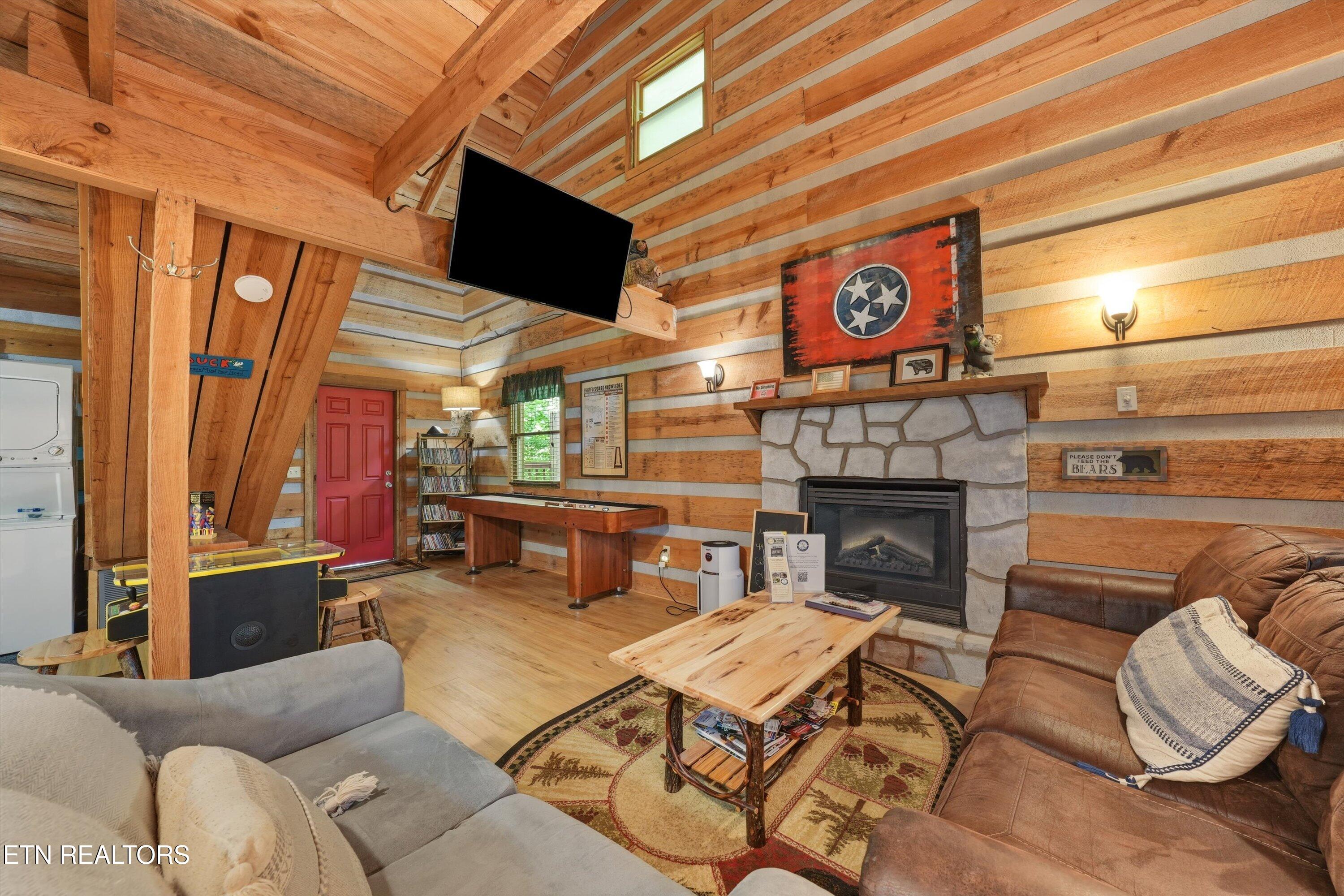 1918 Charles Lewis Way Sevierville TN 37876