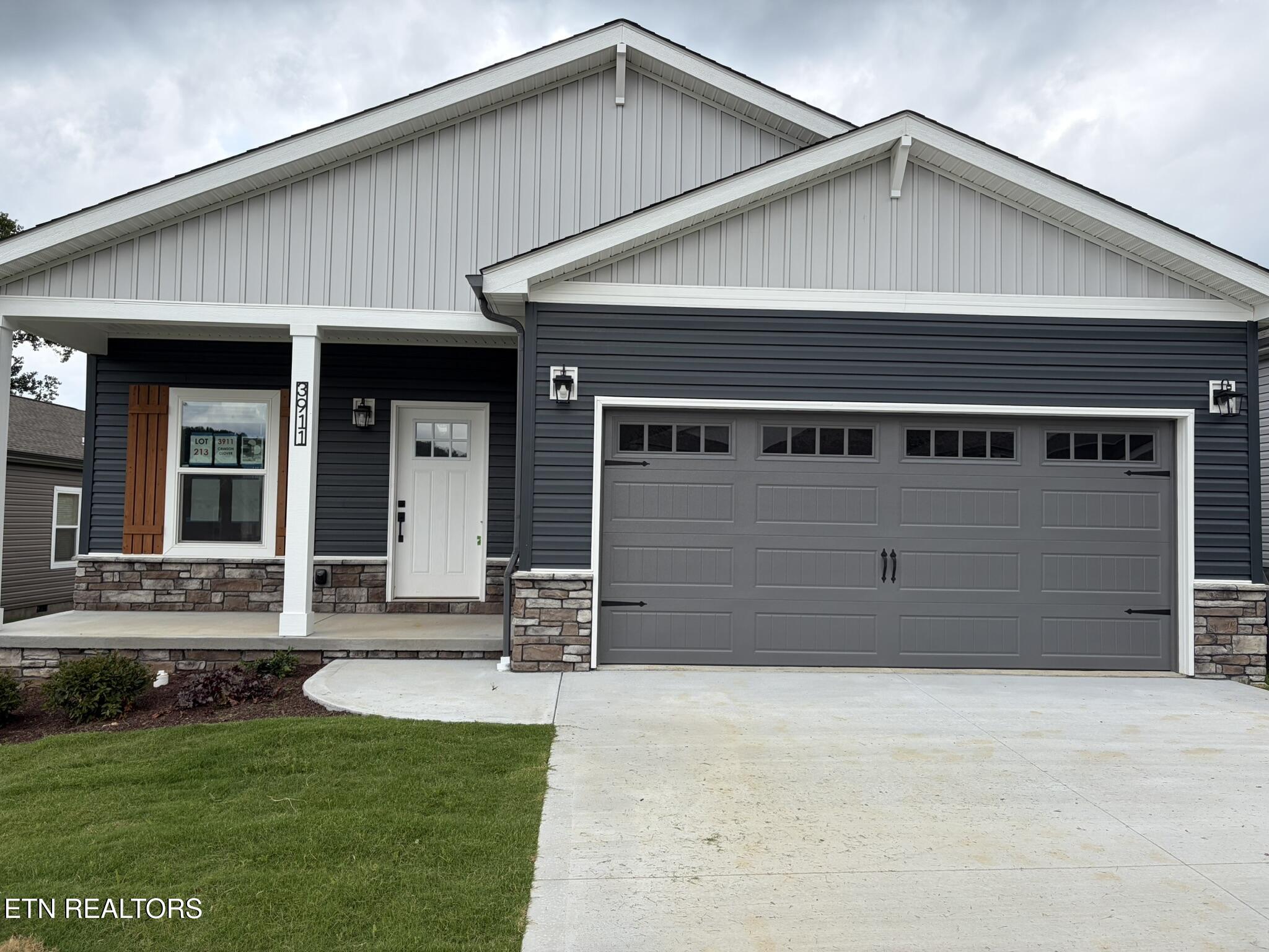 3911 Crimson Clover Lane Knoxville TN 37924