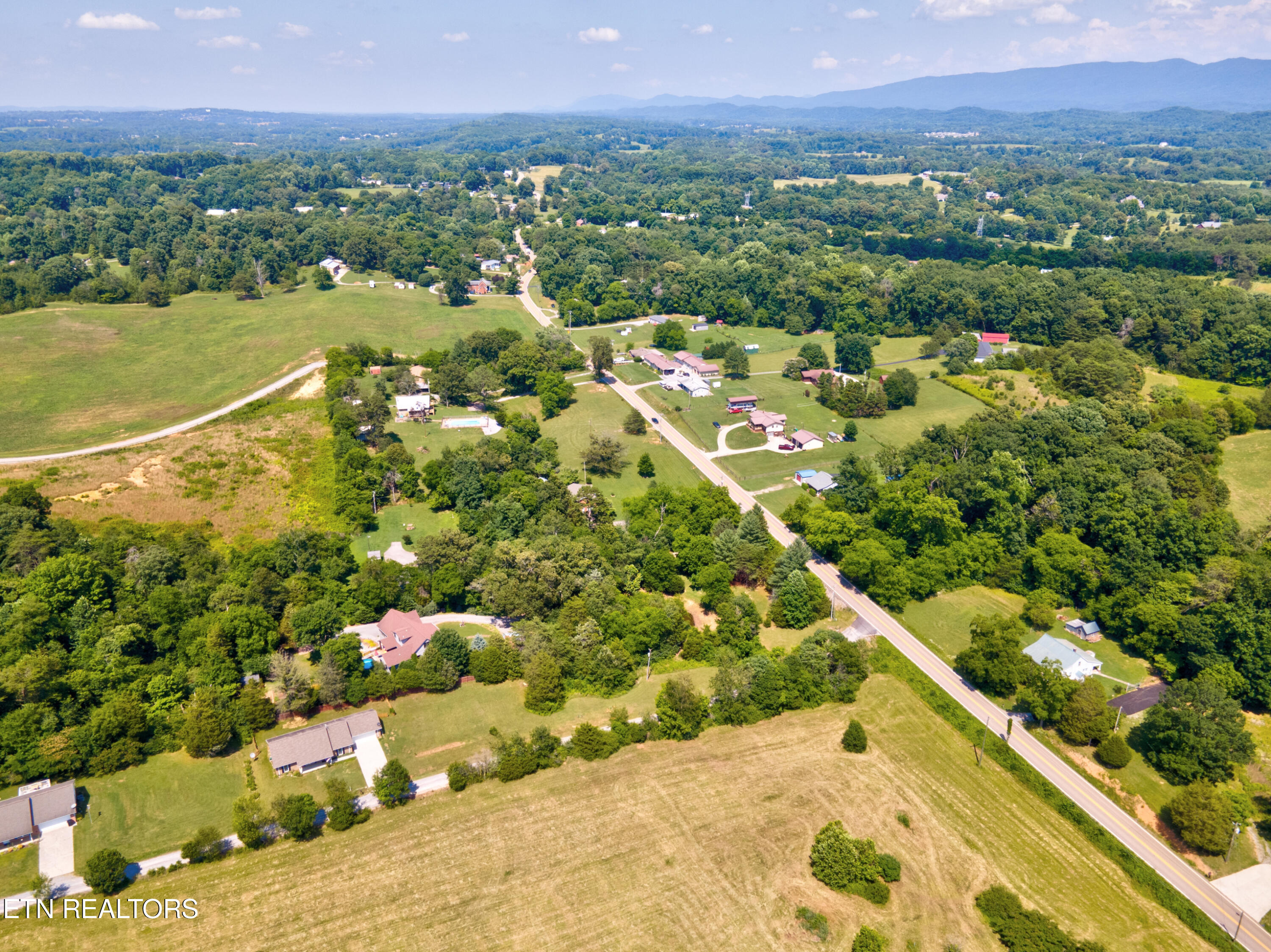 114 Rolling Acres Way Maryville TN 37801