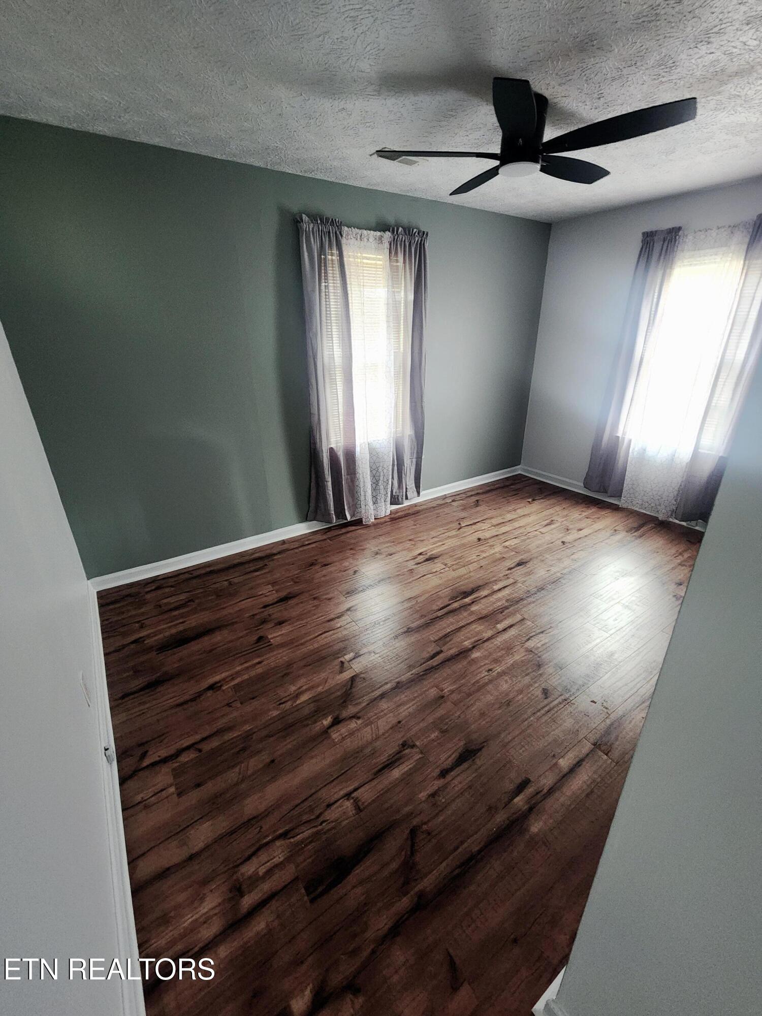 9506 Strawberry Plains Pike Strawberry Plains TN 37871