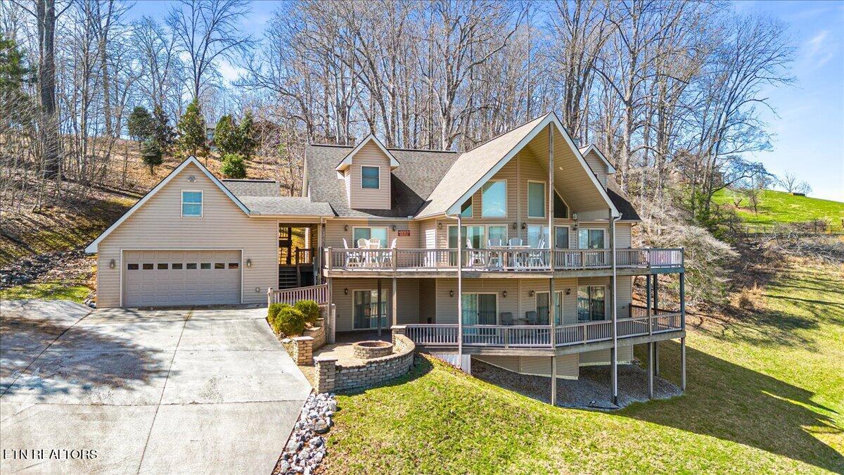 LaFollette TN, 223 Holly Lane