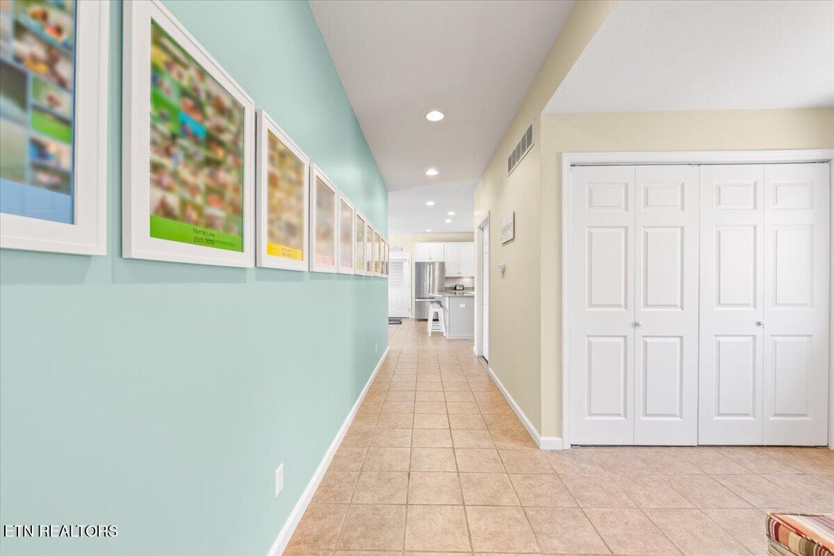 223 Holly Lane Lafollette TN 37766