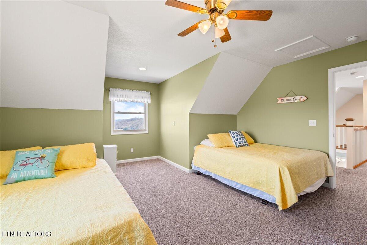 223 Holly Lane Lafollette TN 37766