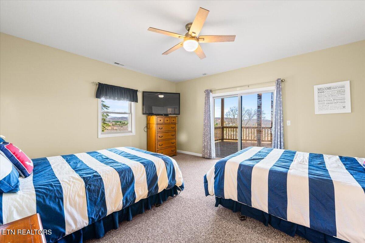 223 Holly Lane Lafollette TN 37766