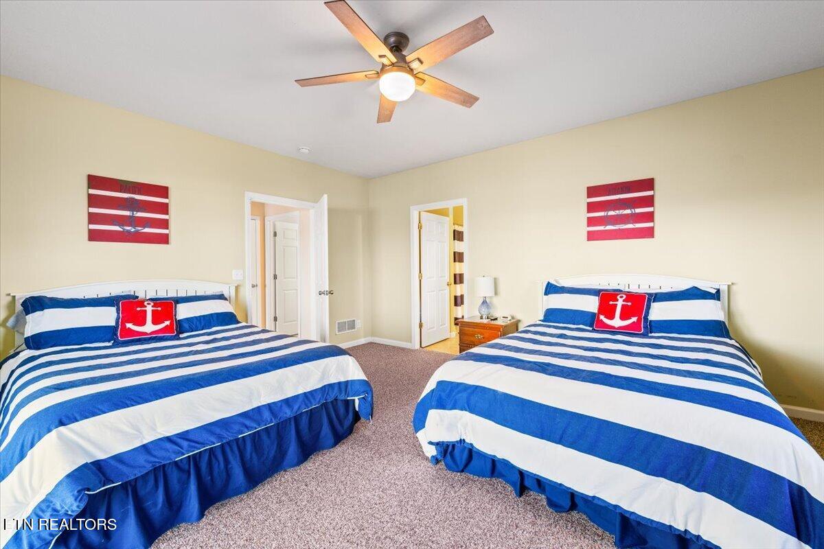 223 Holly Lane Lafollette TN 37766