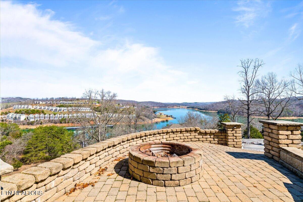 223 Holly Lane Lafollette TN 37766