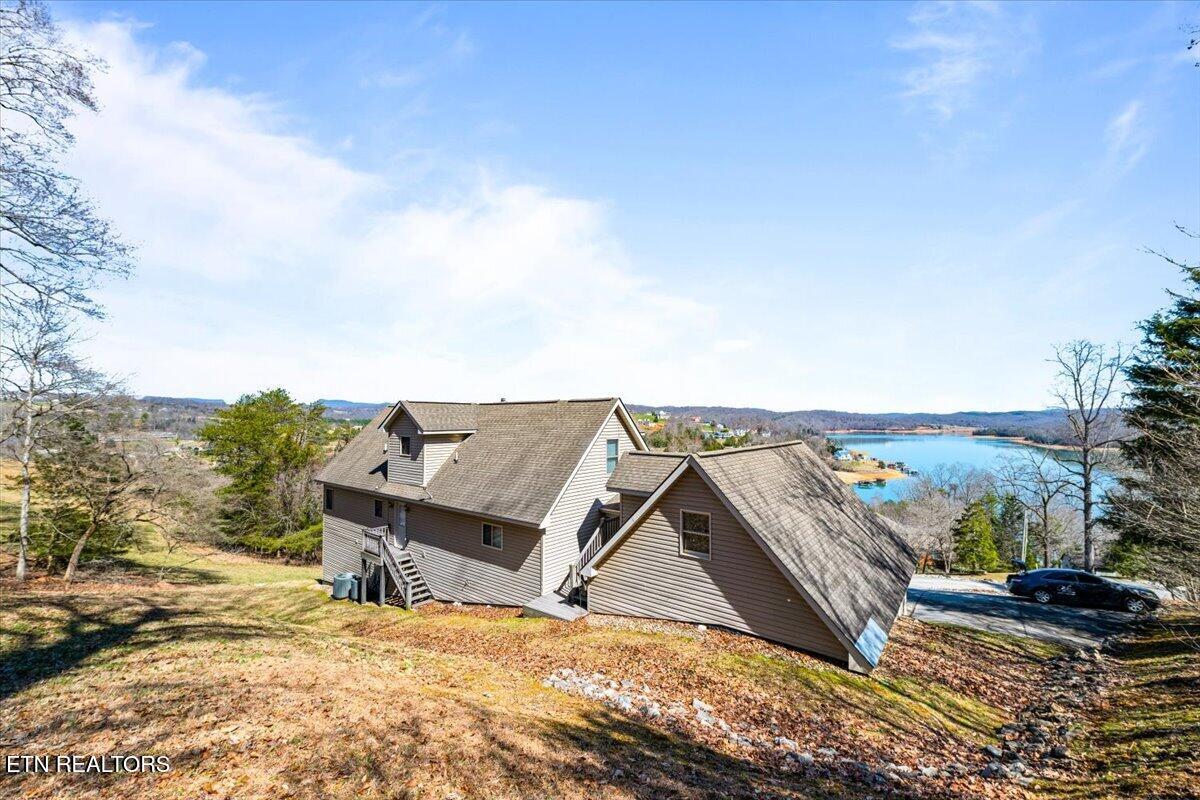 223 Holly Lane Lafollette TN 37766