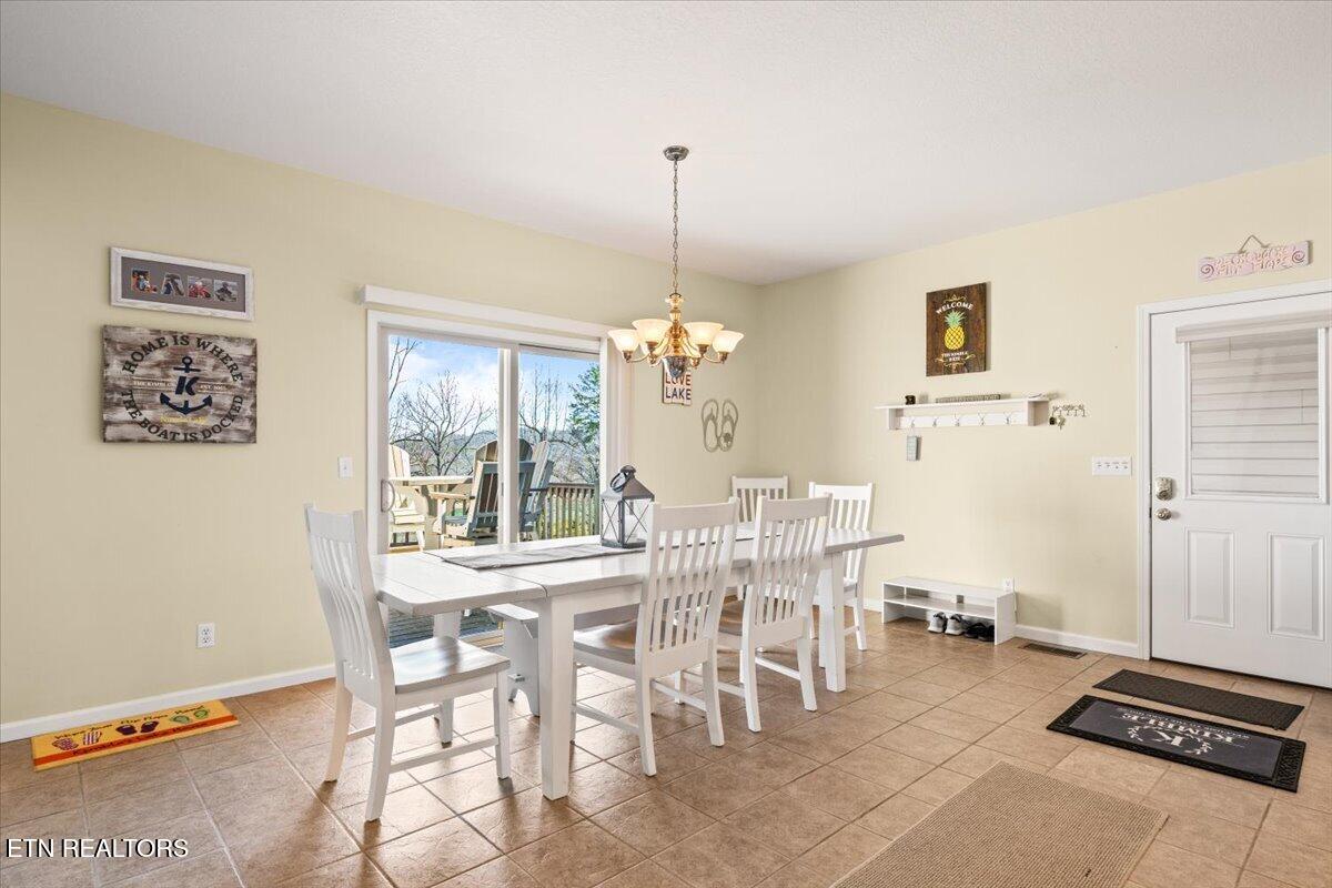 223 Holly Lane Lafollette TN 37766