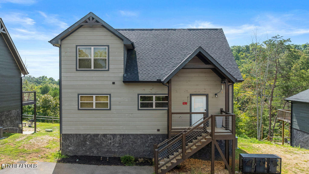 2111 Eagle Feather Drive Sevierville TN 37876