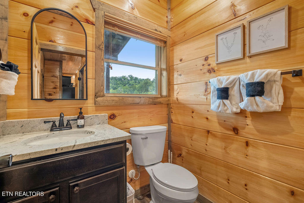 2111 Eagle Feather Drive Sevierville TN 37876