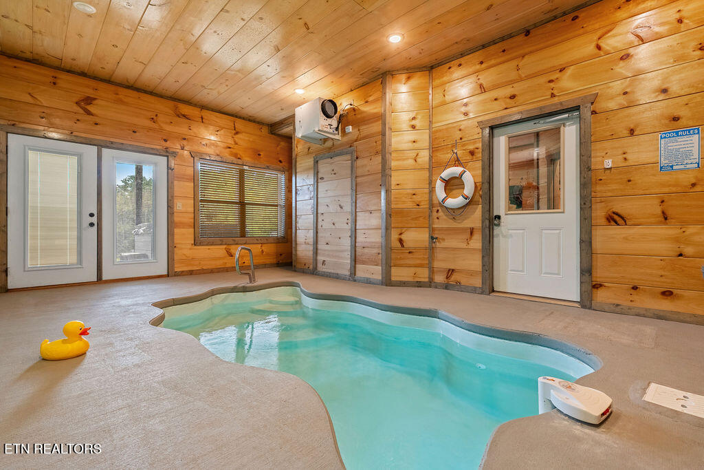 2111 Eagle Feather Drive Sevierville TN 37876
