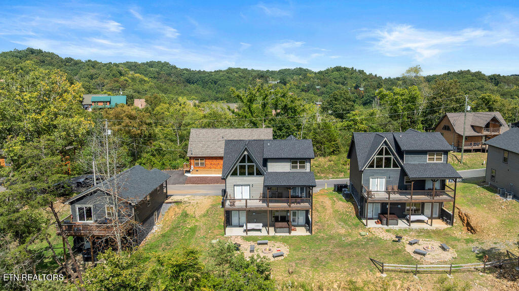 2111 Eagle Feather Drive Sevierville TN 37876
