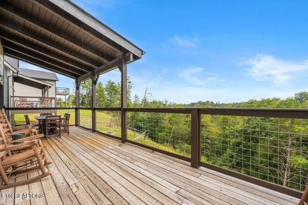 2111 Eagle Feather Drive Sevierville TN 37876