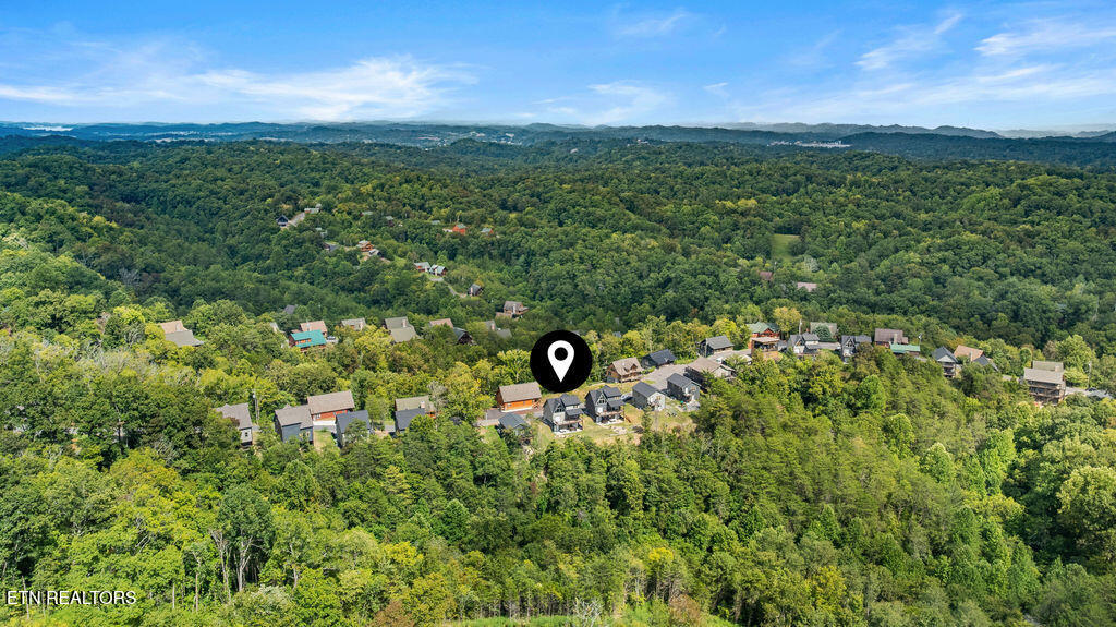 2111 Eagle Feather Drive Sevierville TN 37876