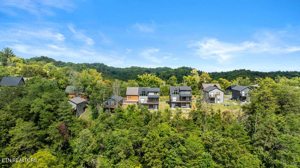 2111 Eagle Feather Drive Sevierville TN 37876