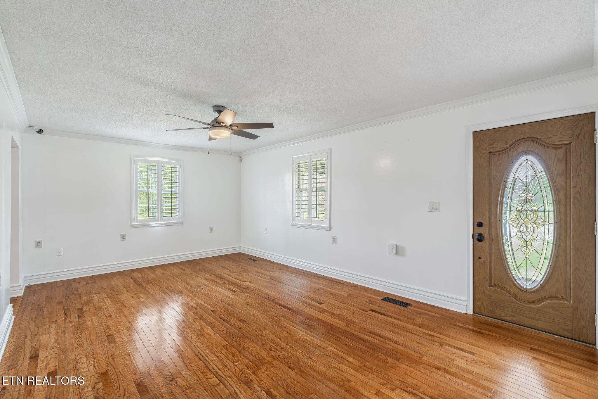 7112 Weaver Road Powell TN 37849