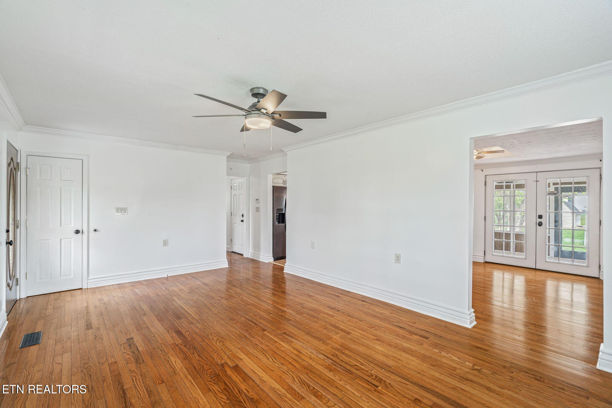 7112 Weaver Road Powell TN 37849