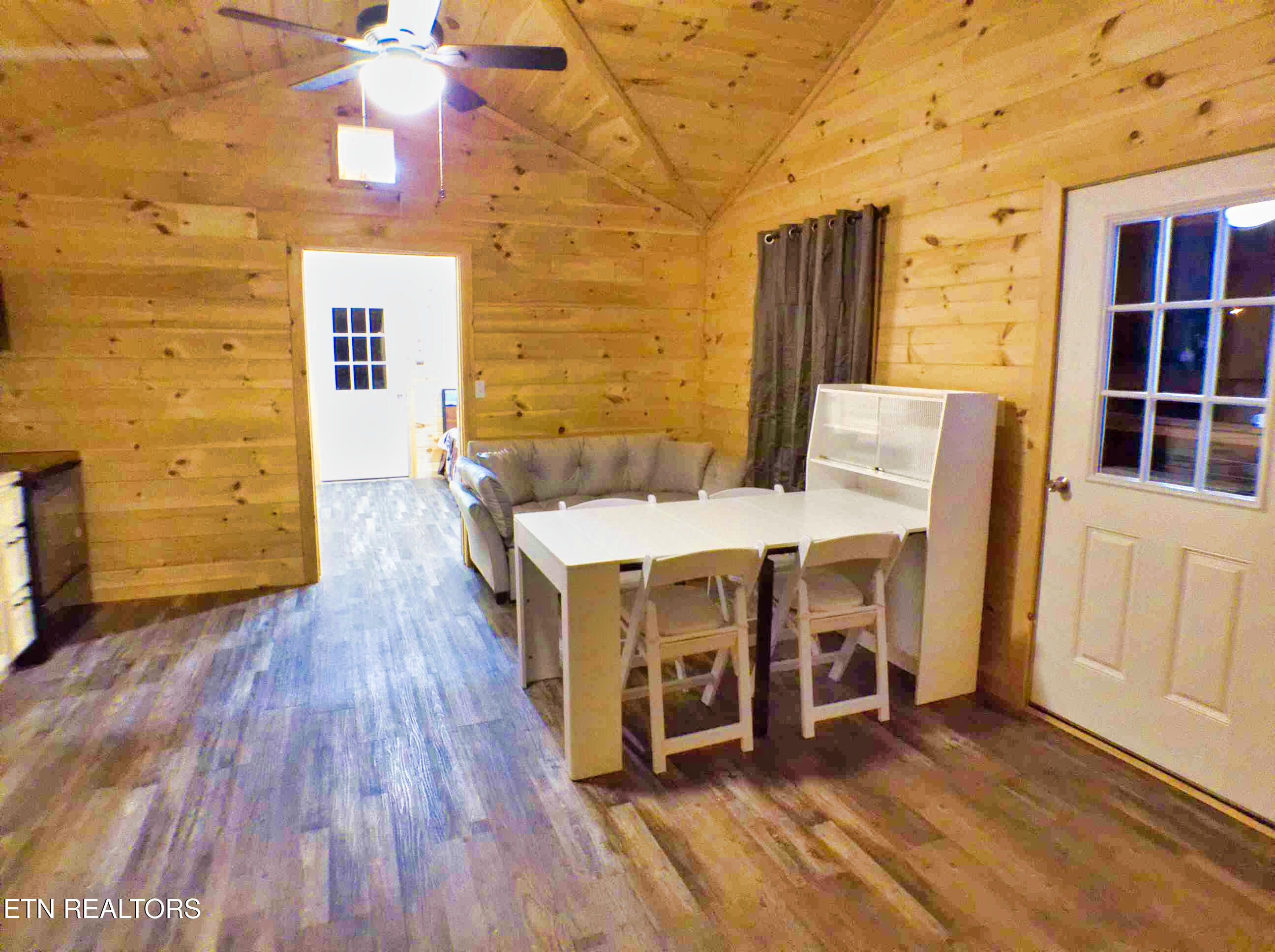 137 John Cox Road Deer Lodge TN 37726