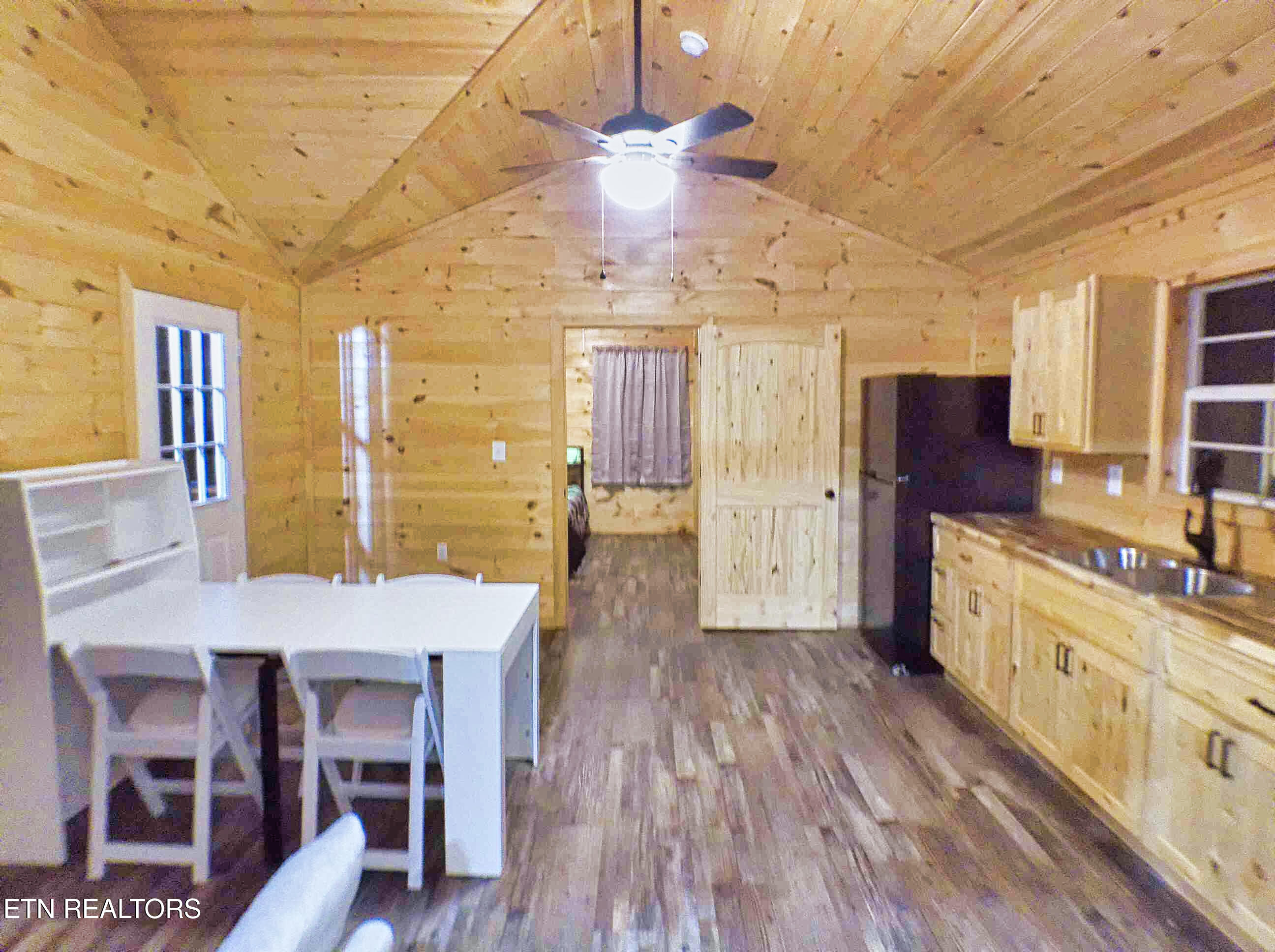137 John Cox Road Deer Lodge TN 37726