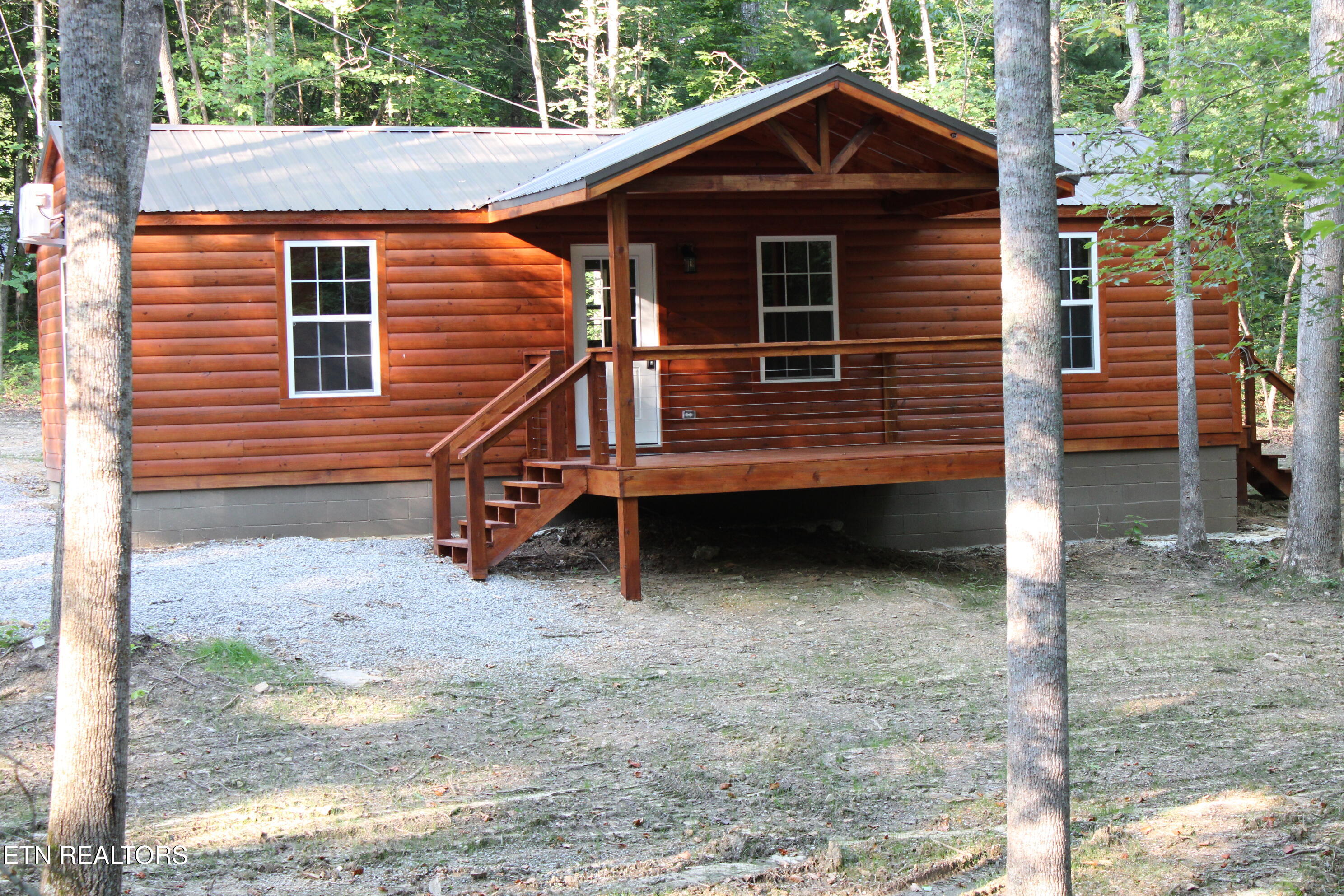 137 John Cox Road Deer Lodge TN 37726