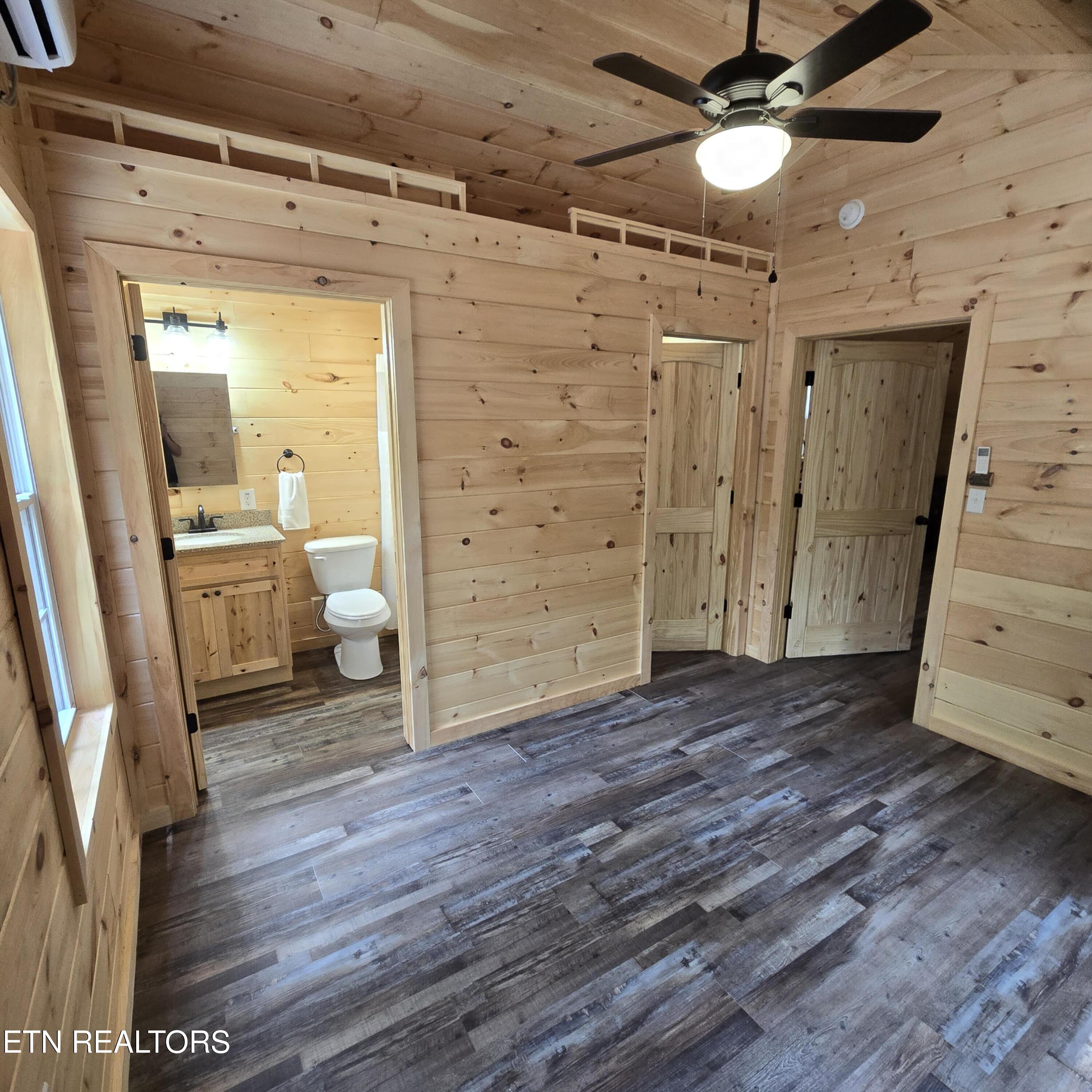 137 John Cox Road Deer Lodge TN 37726