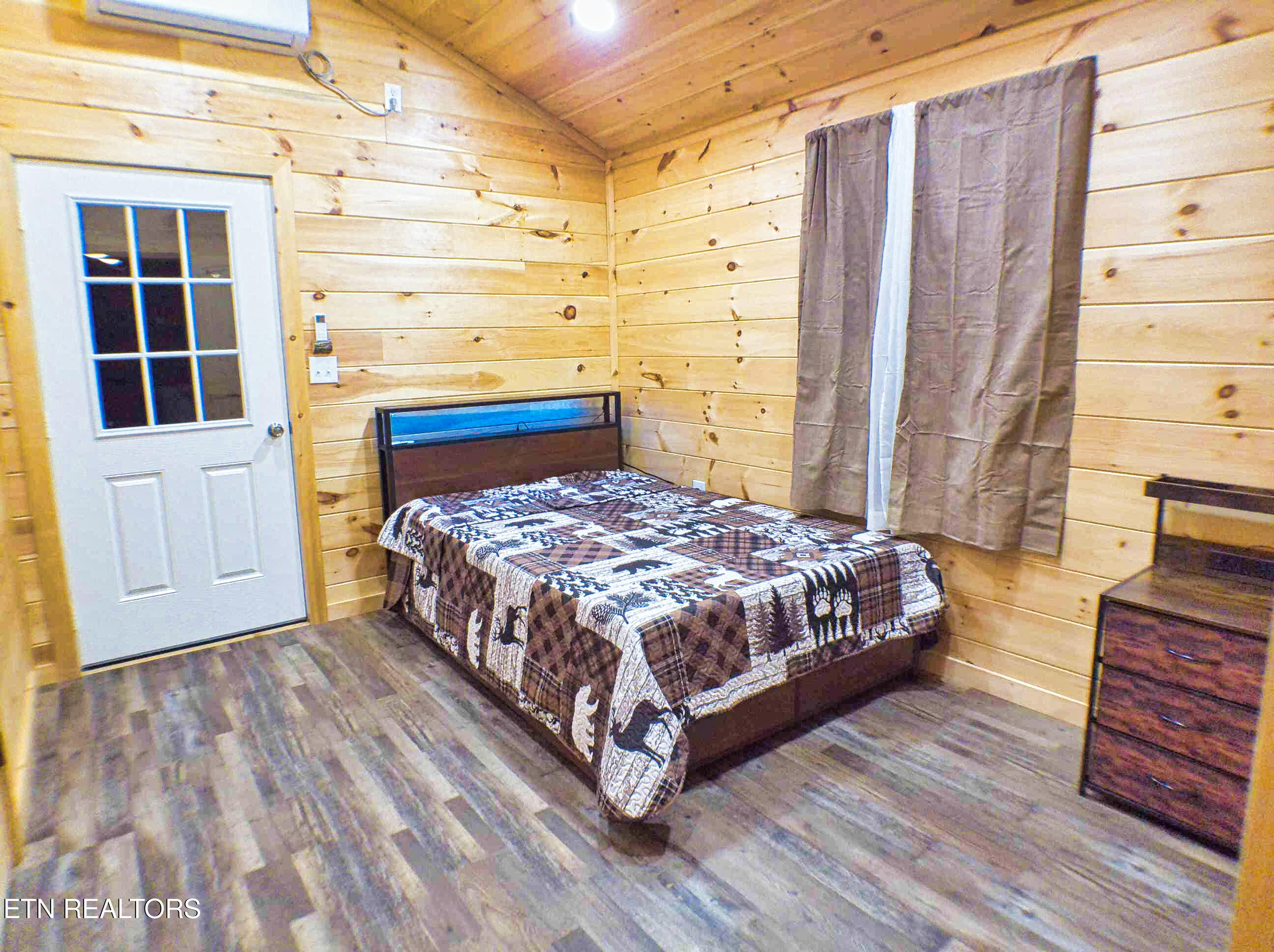 137 John Cox Road Deer Lodge TN 37726