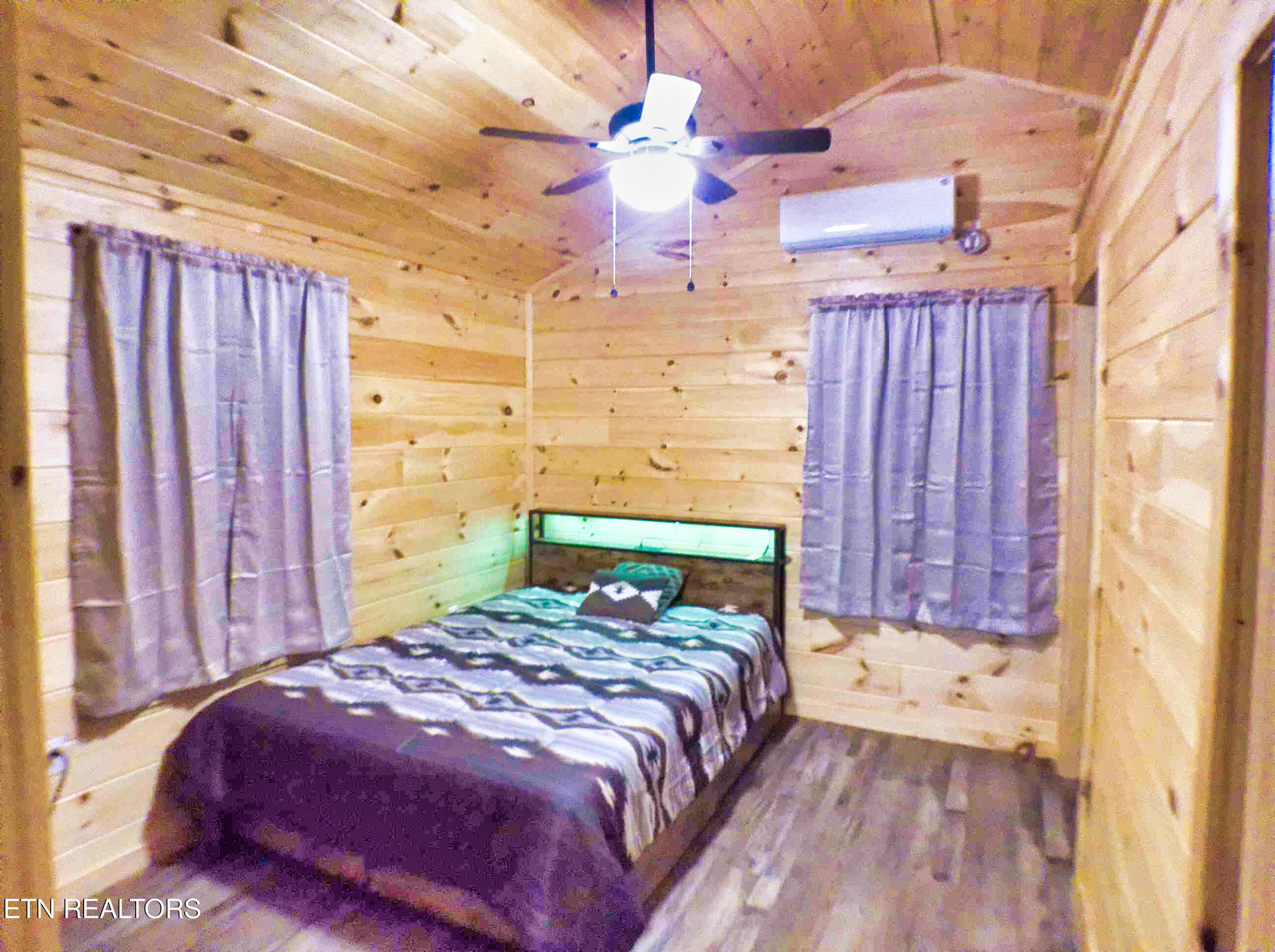 137 John Cox Road Deer Lodge TN 37726
