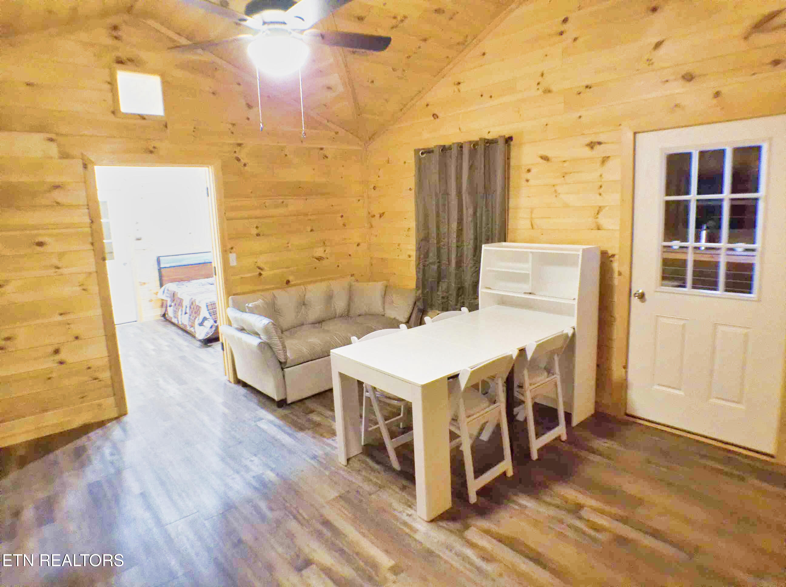 137 John Cox Road Deer Lodge TN 37726