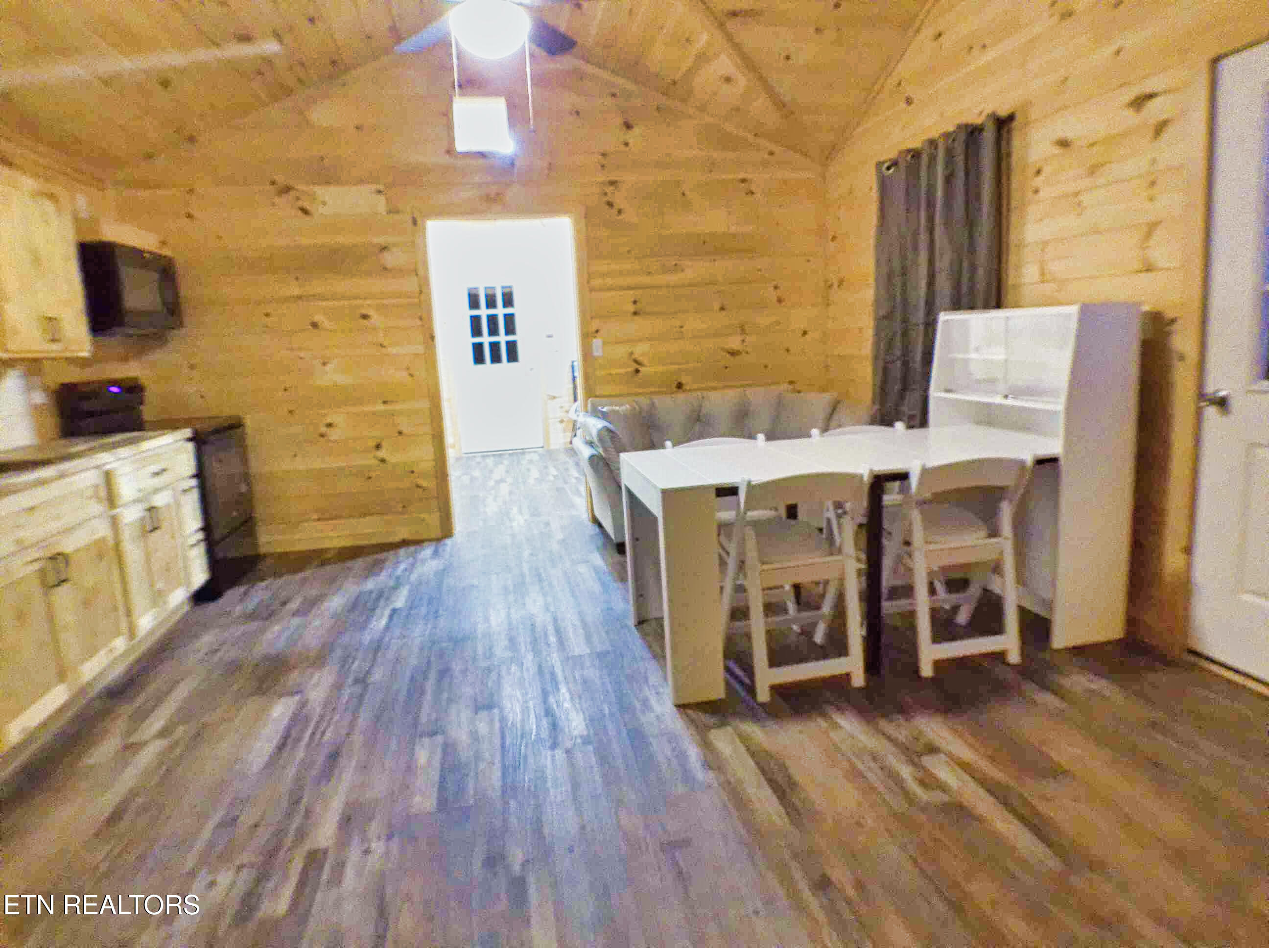 137 John Cox Road Deer Lodge TN 37726