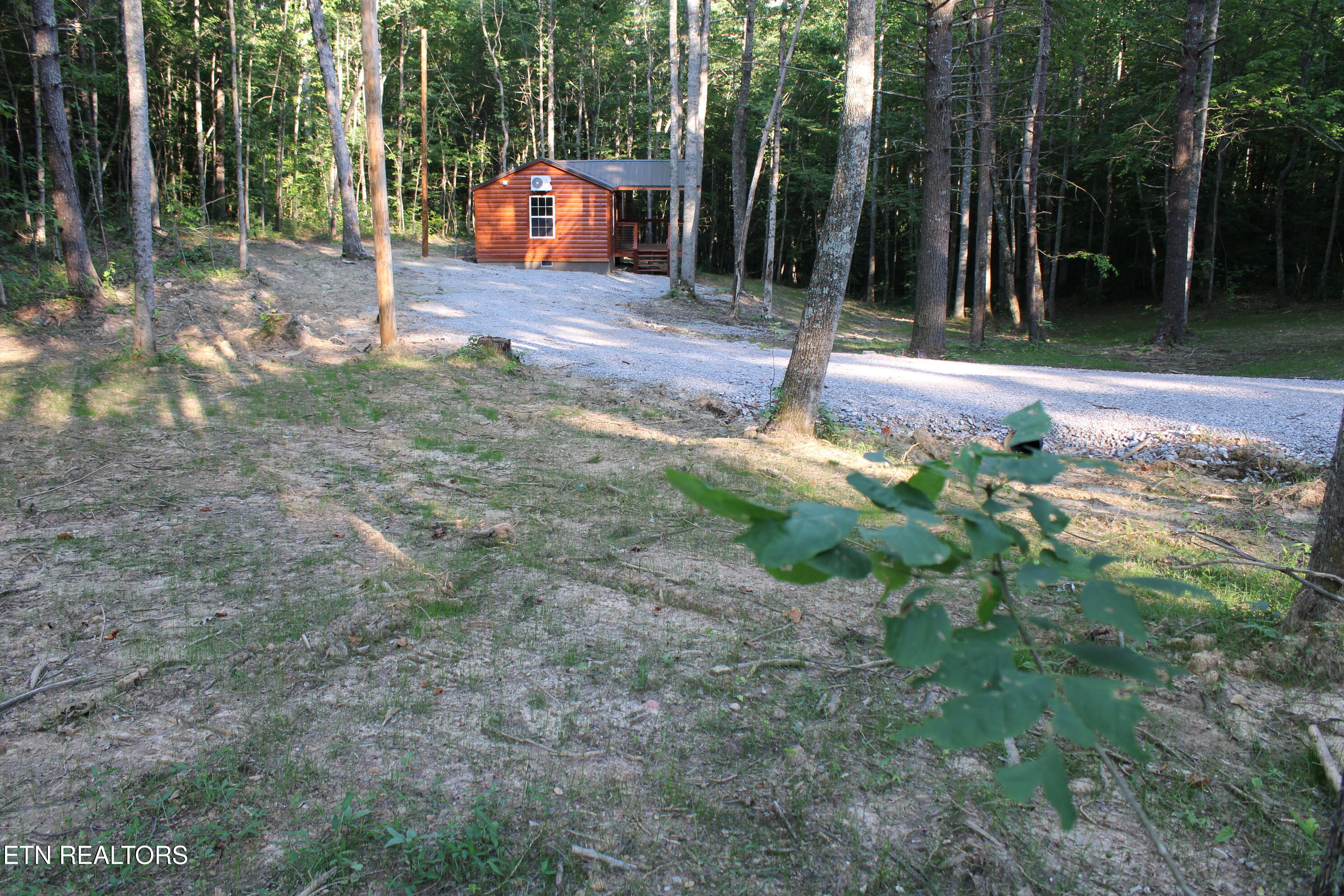 137 John Cox Road Deer Lodge TN 37726