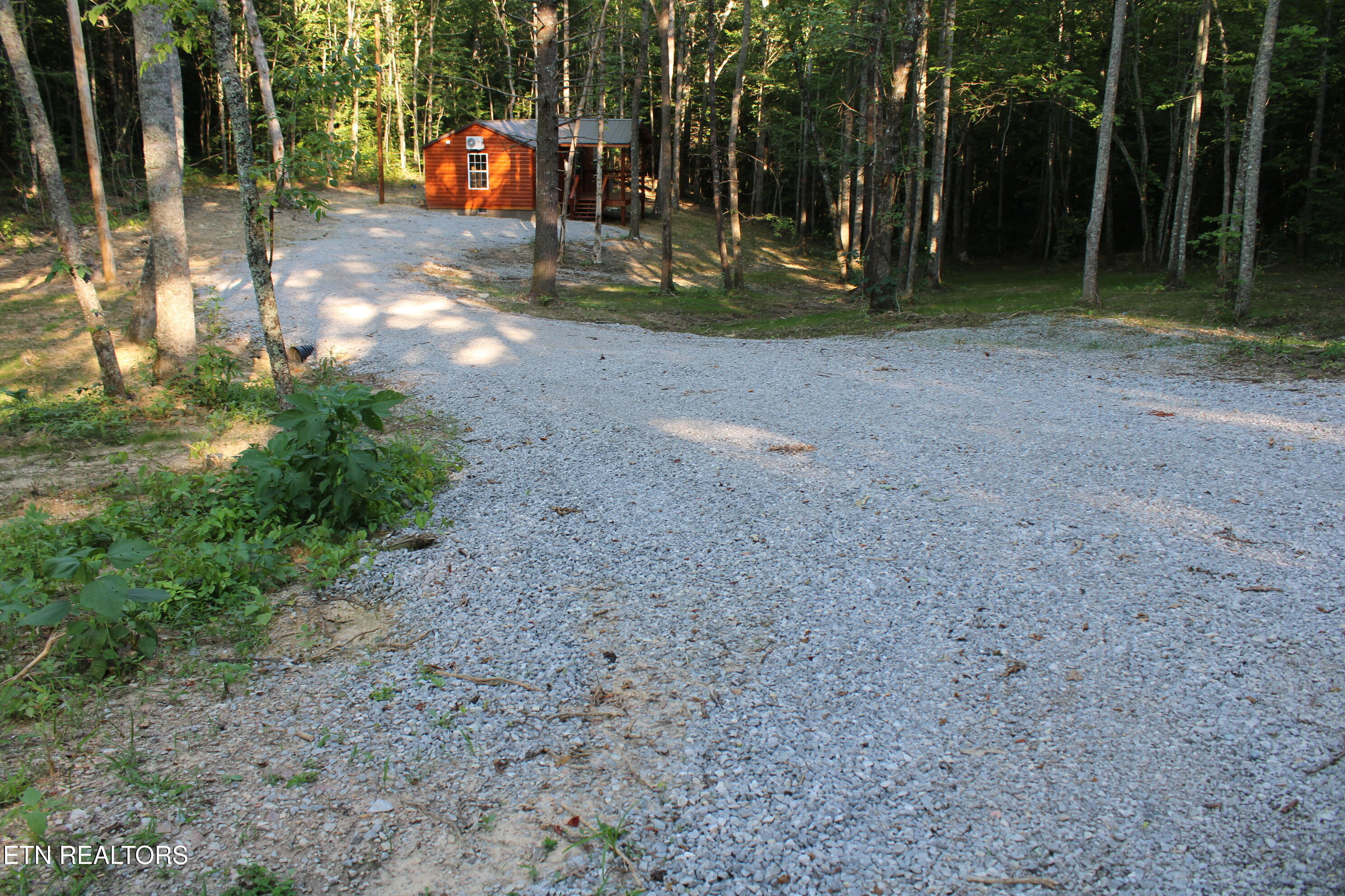137 John Cox Road Deer Lodge TN 37726