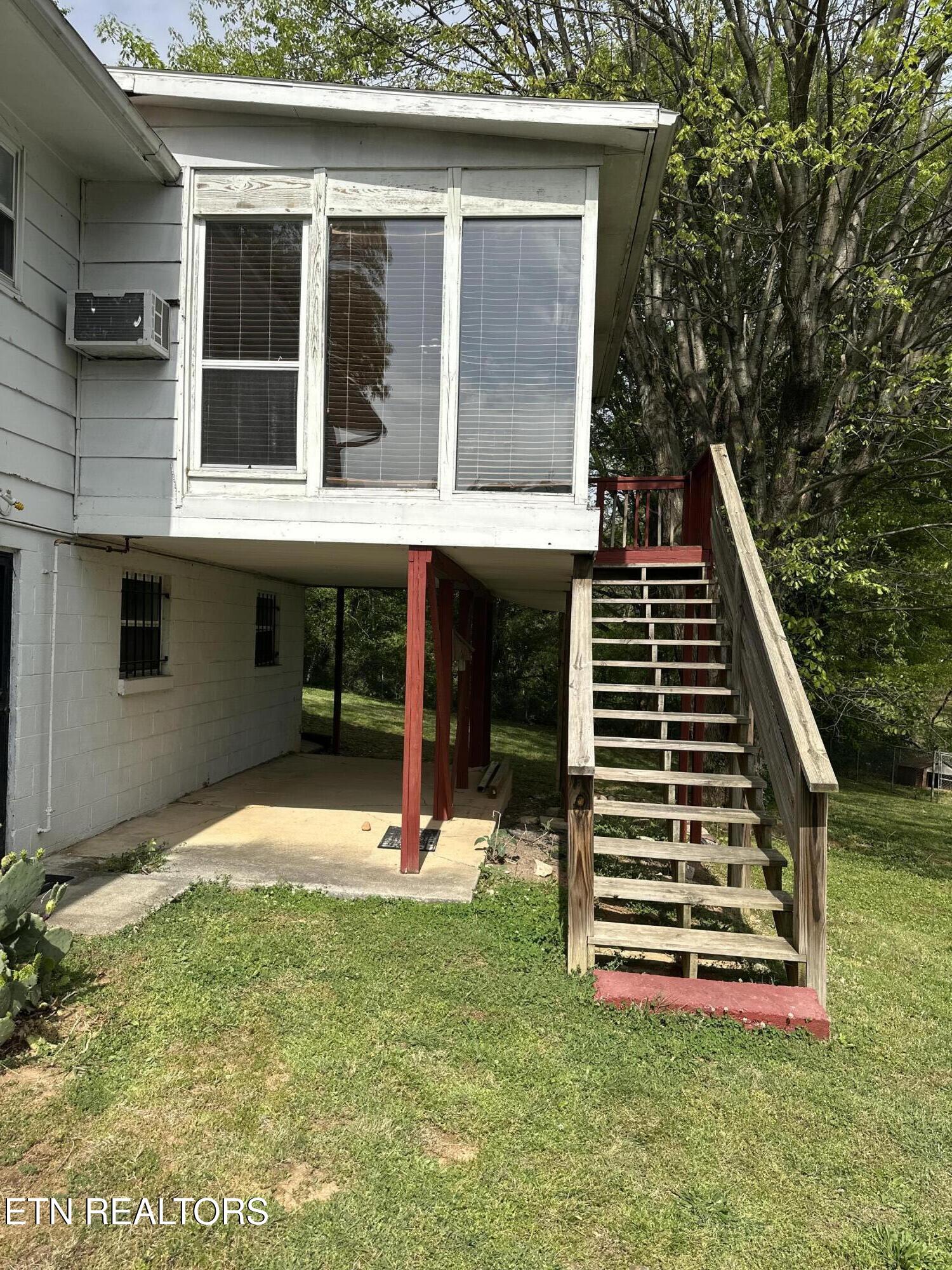 3206,3212 Wilderness Road Knoxville TN 37917