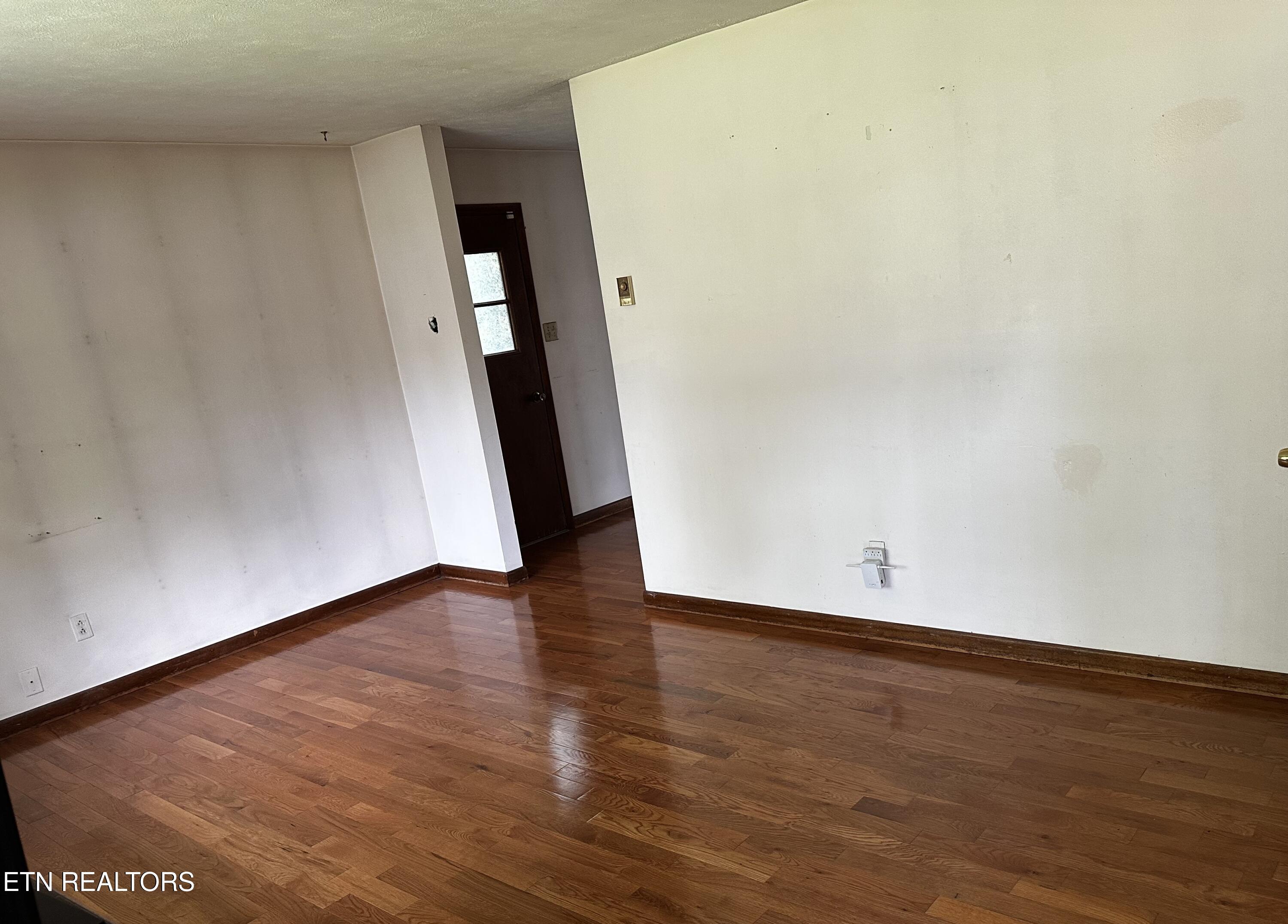 3206,3212 Wilderness Road Knoxville TN 37917