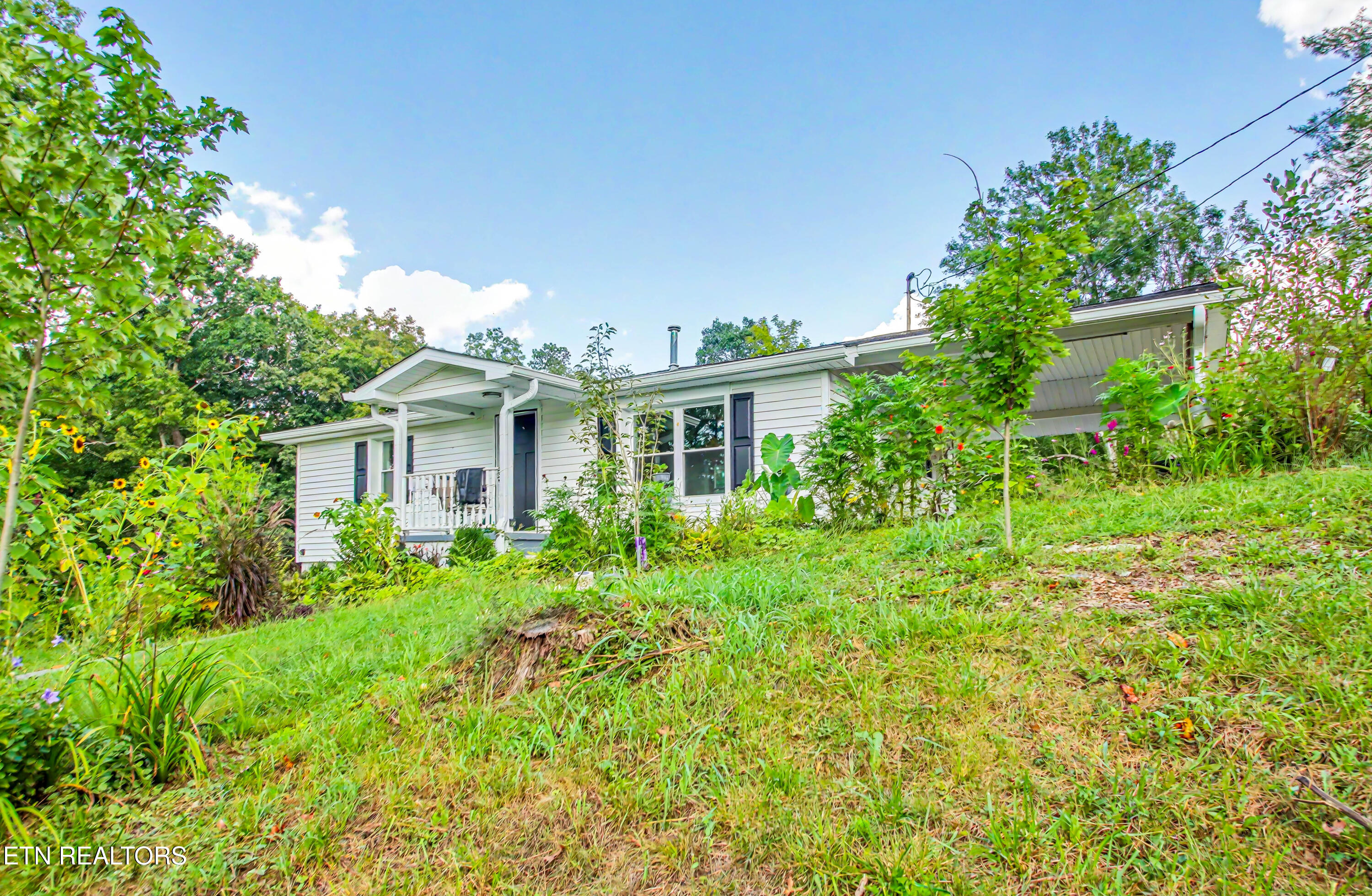 207 Bethel Road Clinton TN 37716