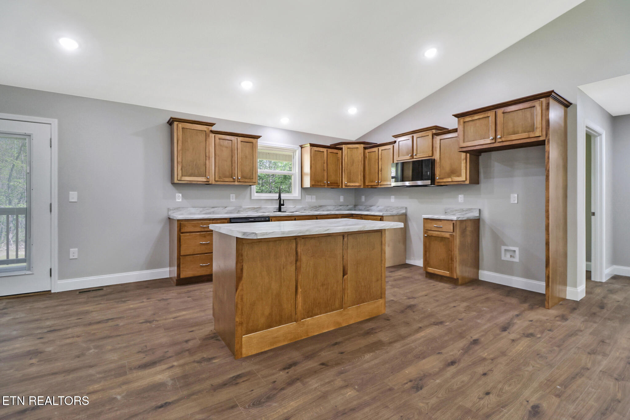 133 Jay Loop Jamestown TN 38556
