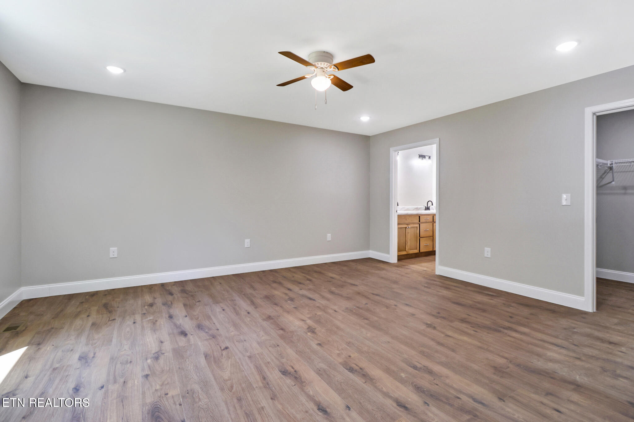 133 Jay Loop Jamestown TN 38556