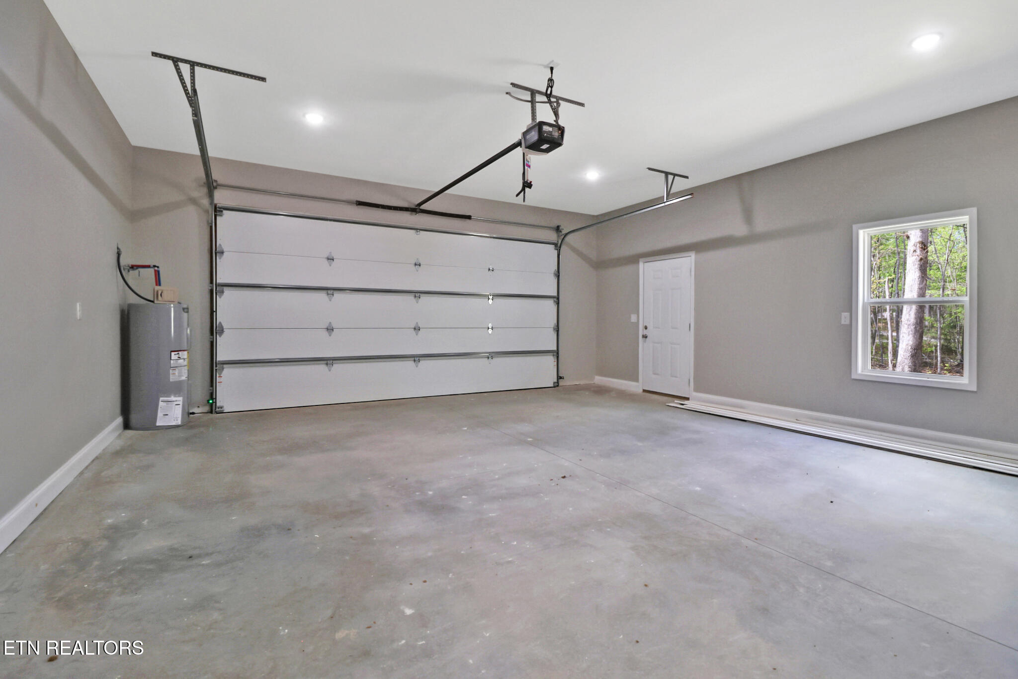 133 Jay Loop Jamestown TN 38556