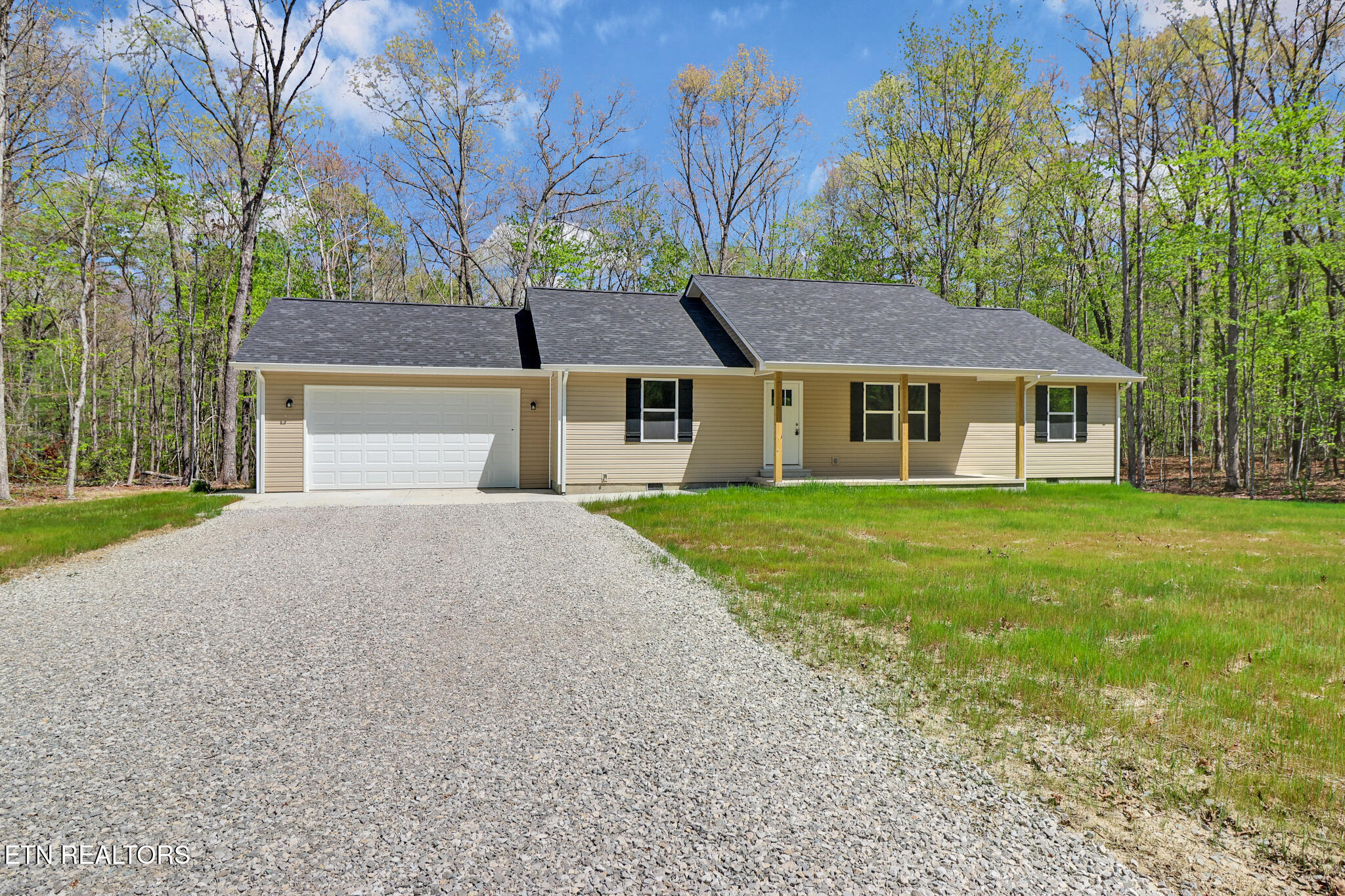 133 Jay Loop Jamestown TN 38556