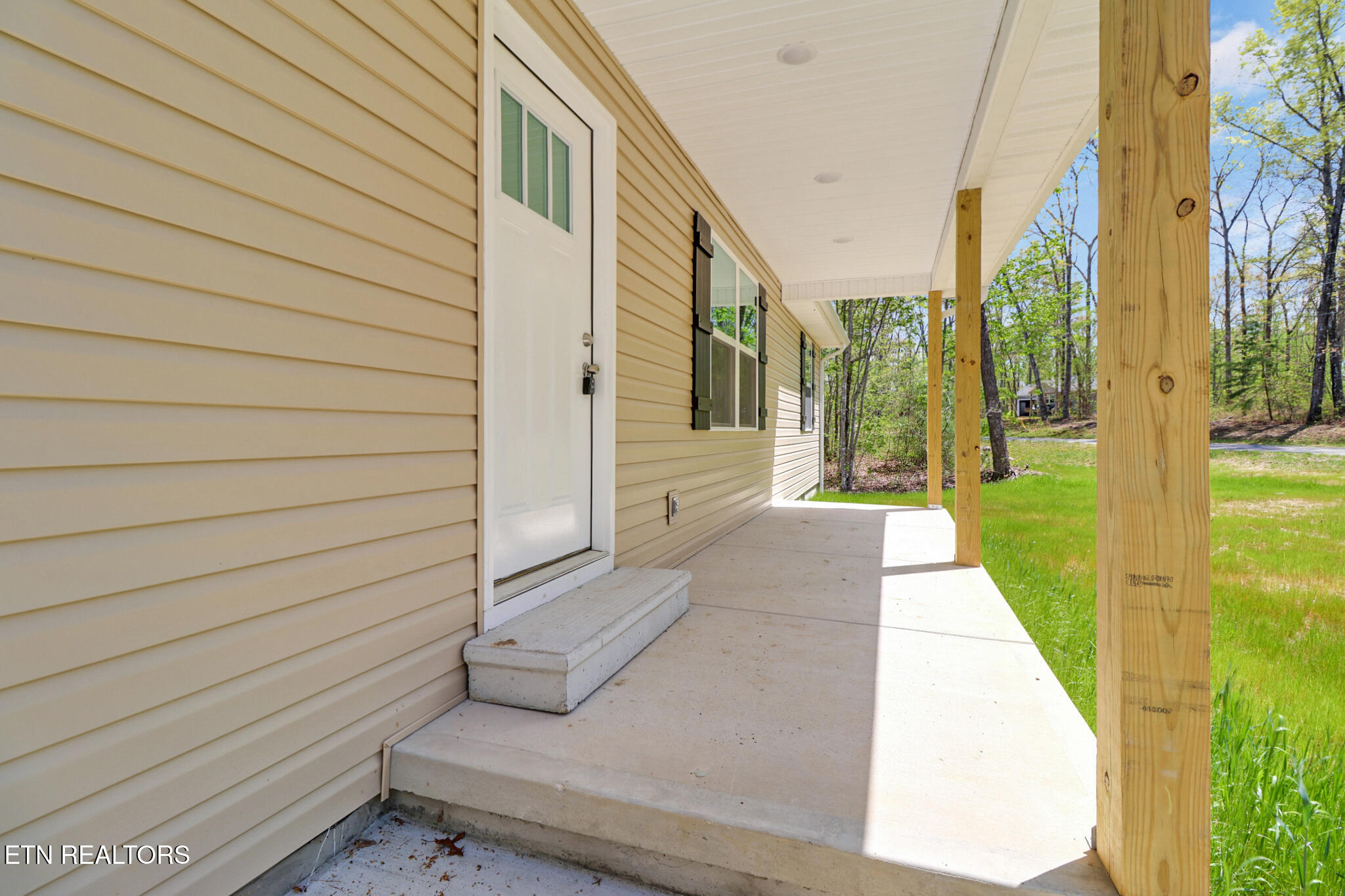 133 Jay Loop Jamestown TN 38556