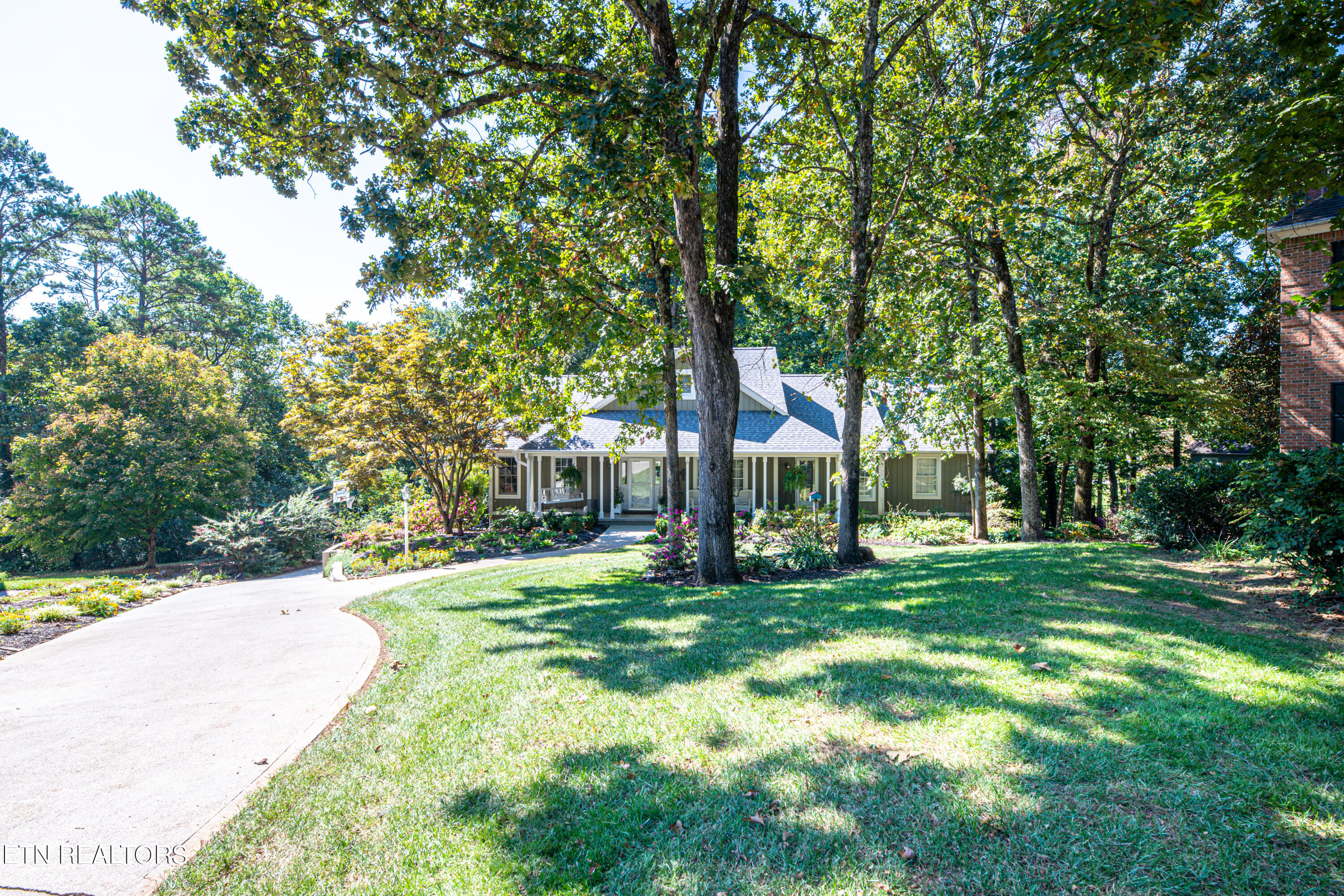 1433 Amblewinds Lane Knoxville TN 37922
