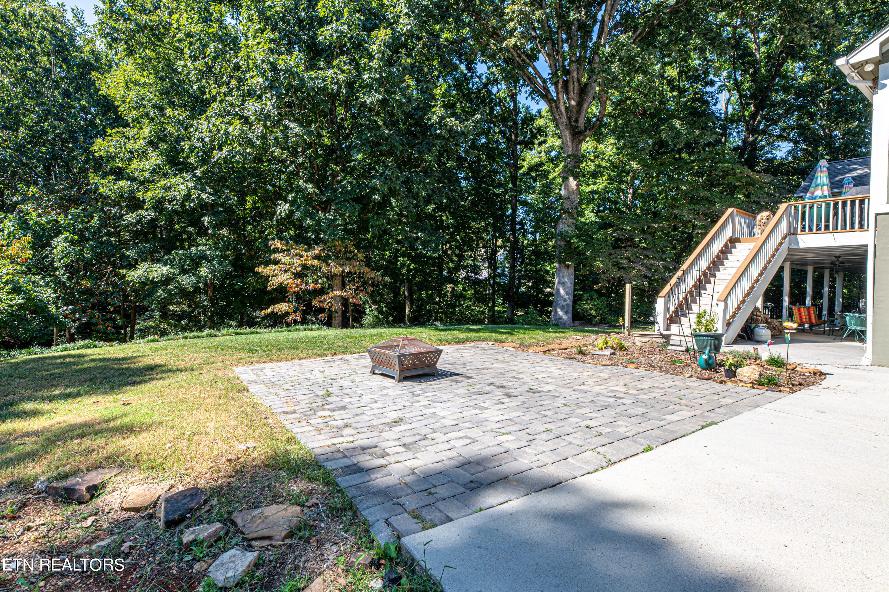 1433 Amblewinds Lane Knoxville TN 37922