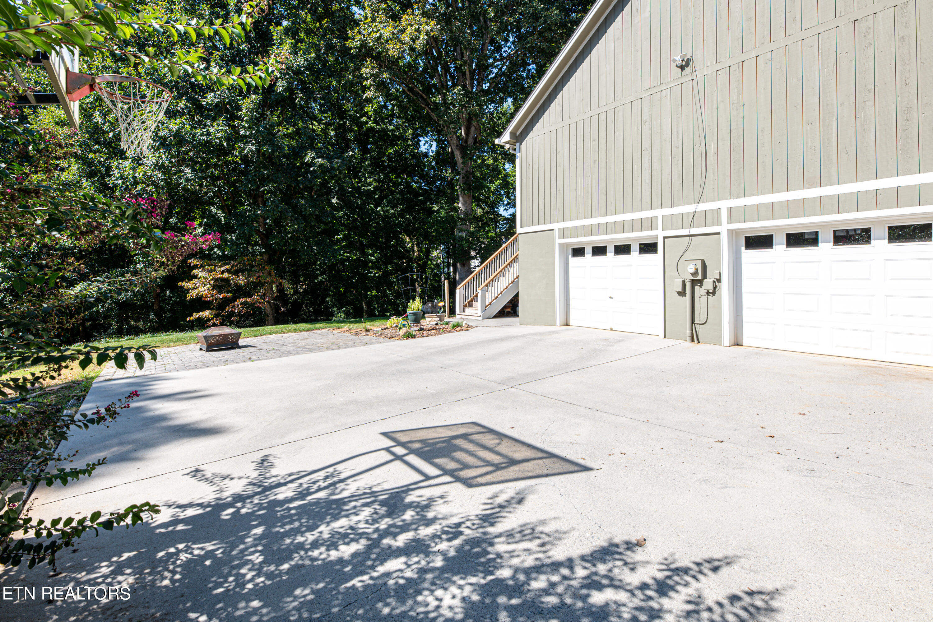 1433 Amblewinds Lane Knoxville TN 37922