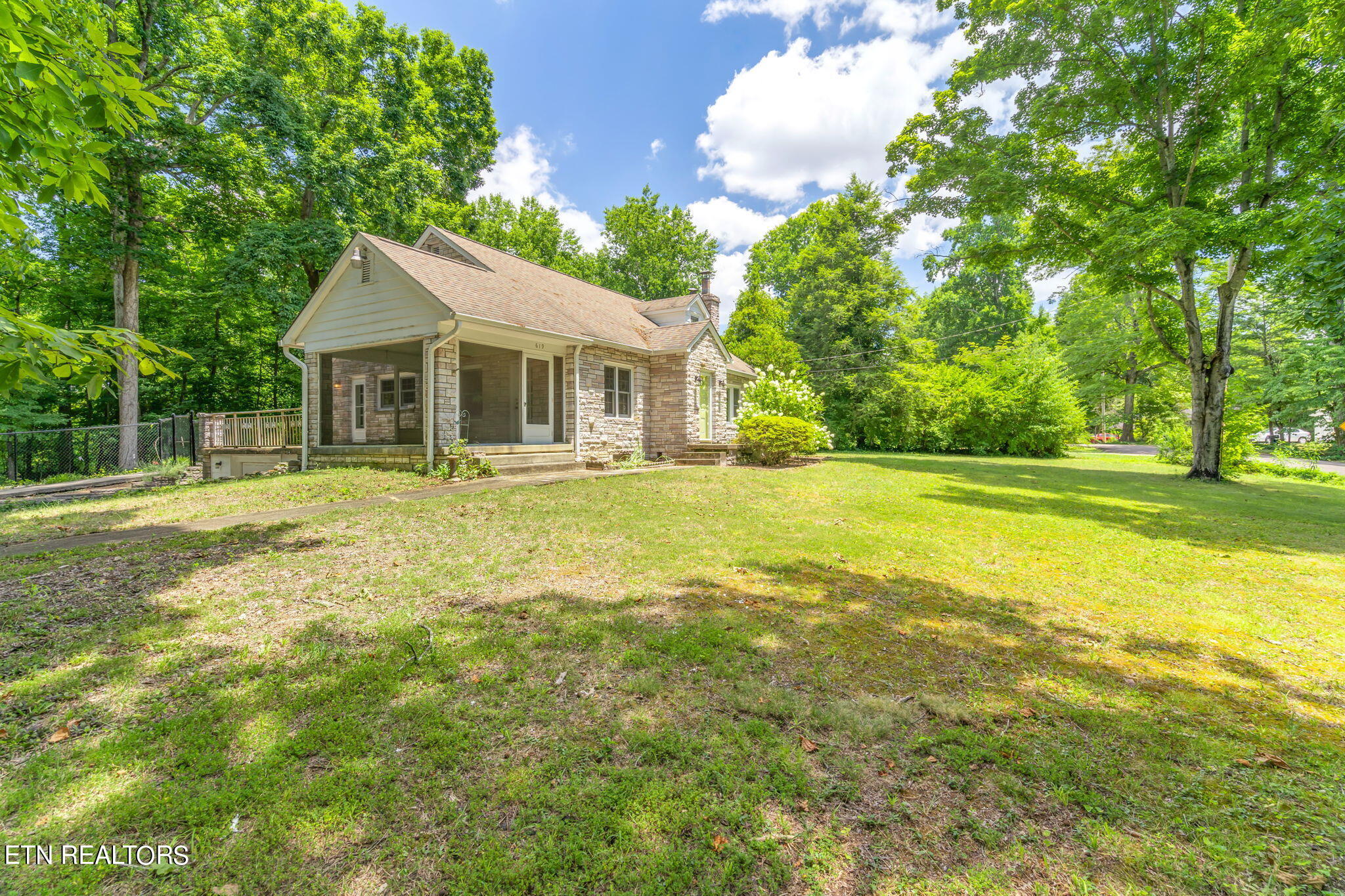 619 White Oak Drive Knoxville TN 37920