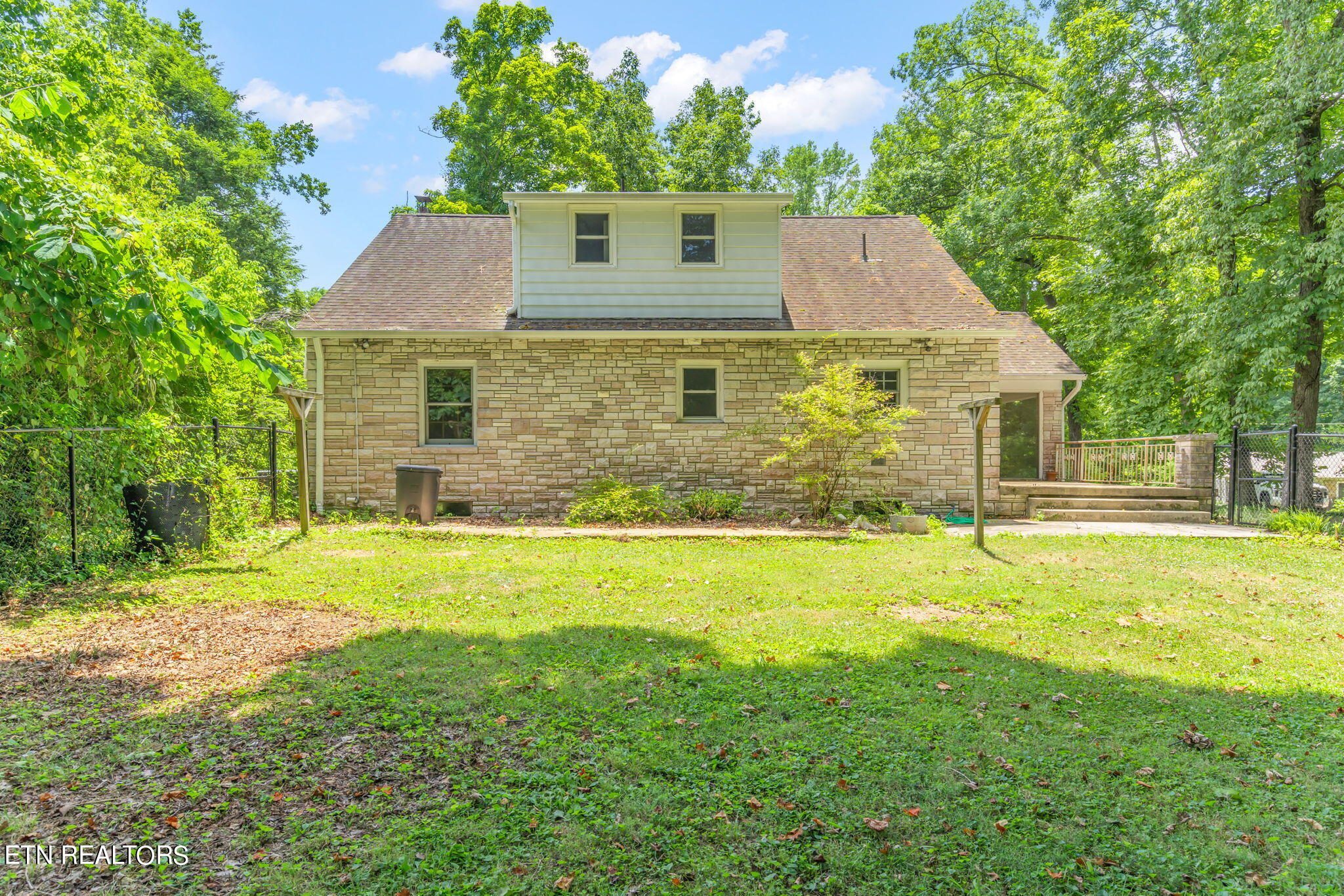 619 White Oak Drive Knoxville TN 37920