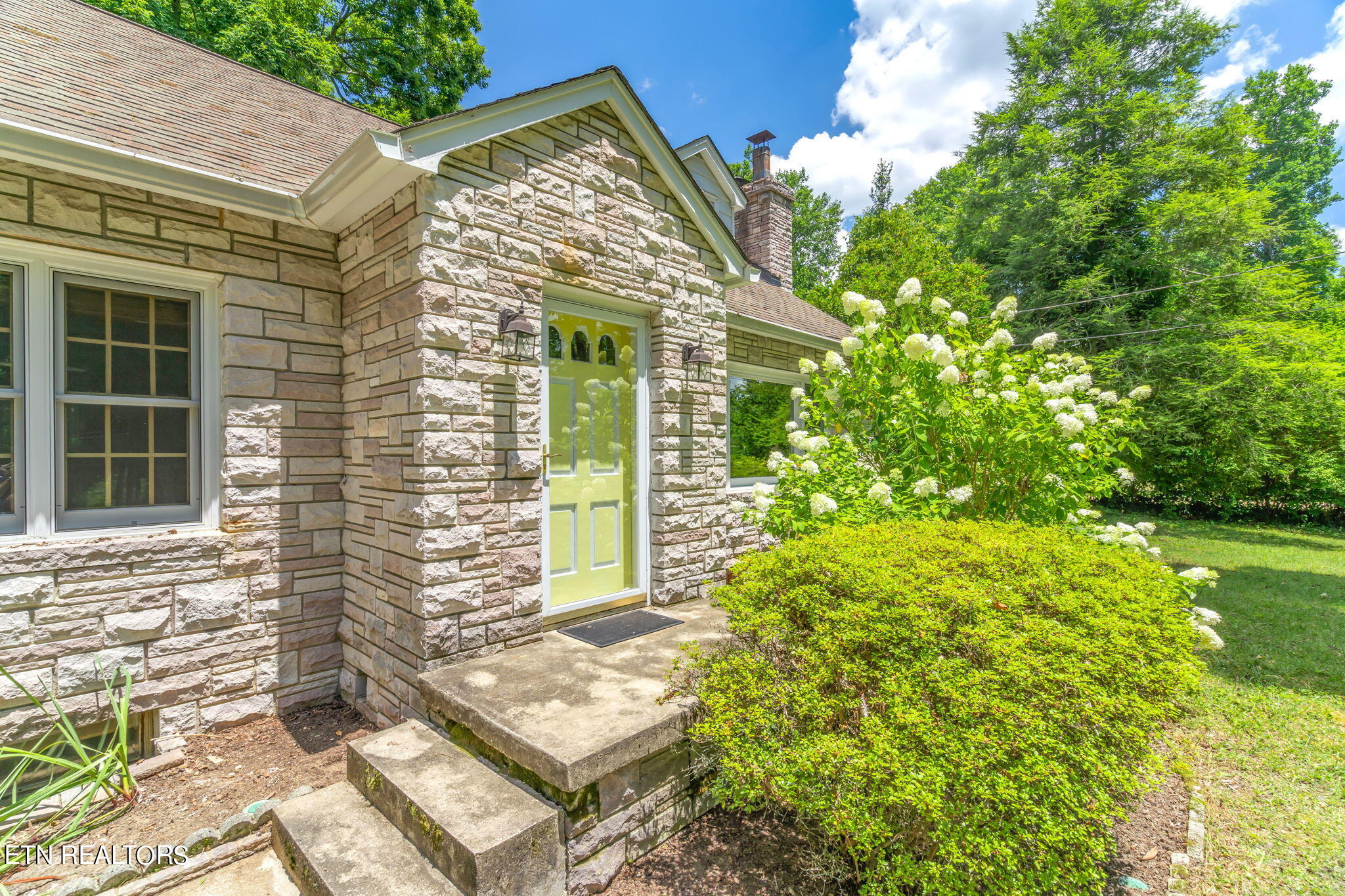 619 White Oak Drive Knoxville TN 37920