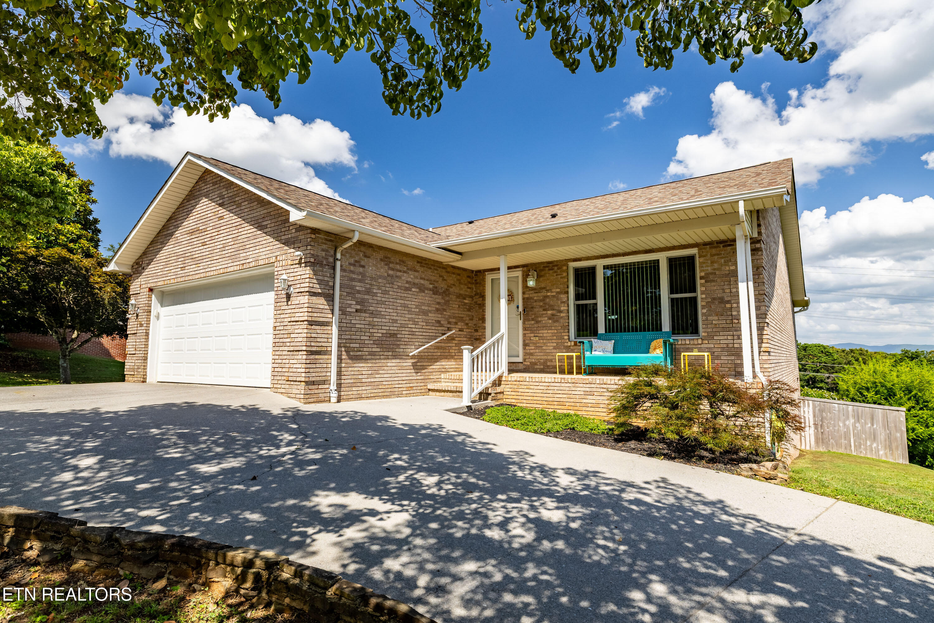 912 Saint Johns Drive Maryville TN 37801