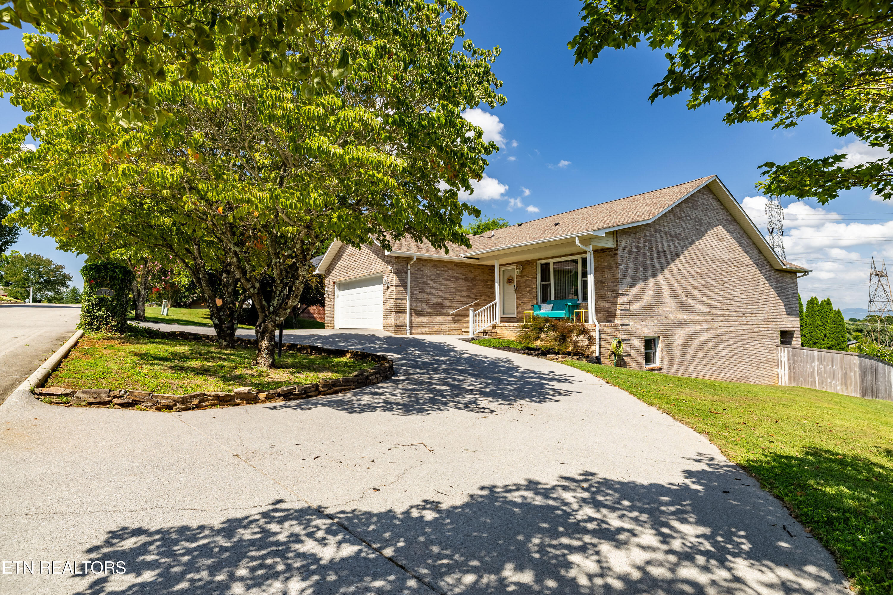 912 Saint Johns Drive Maryville TN 37801