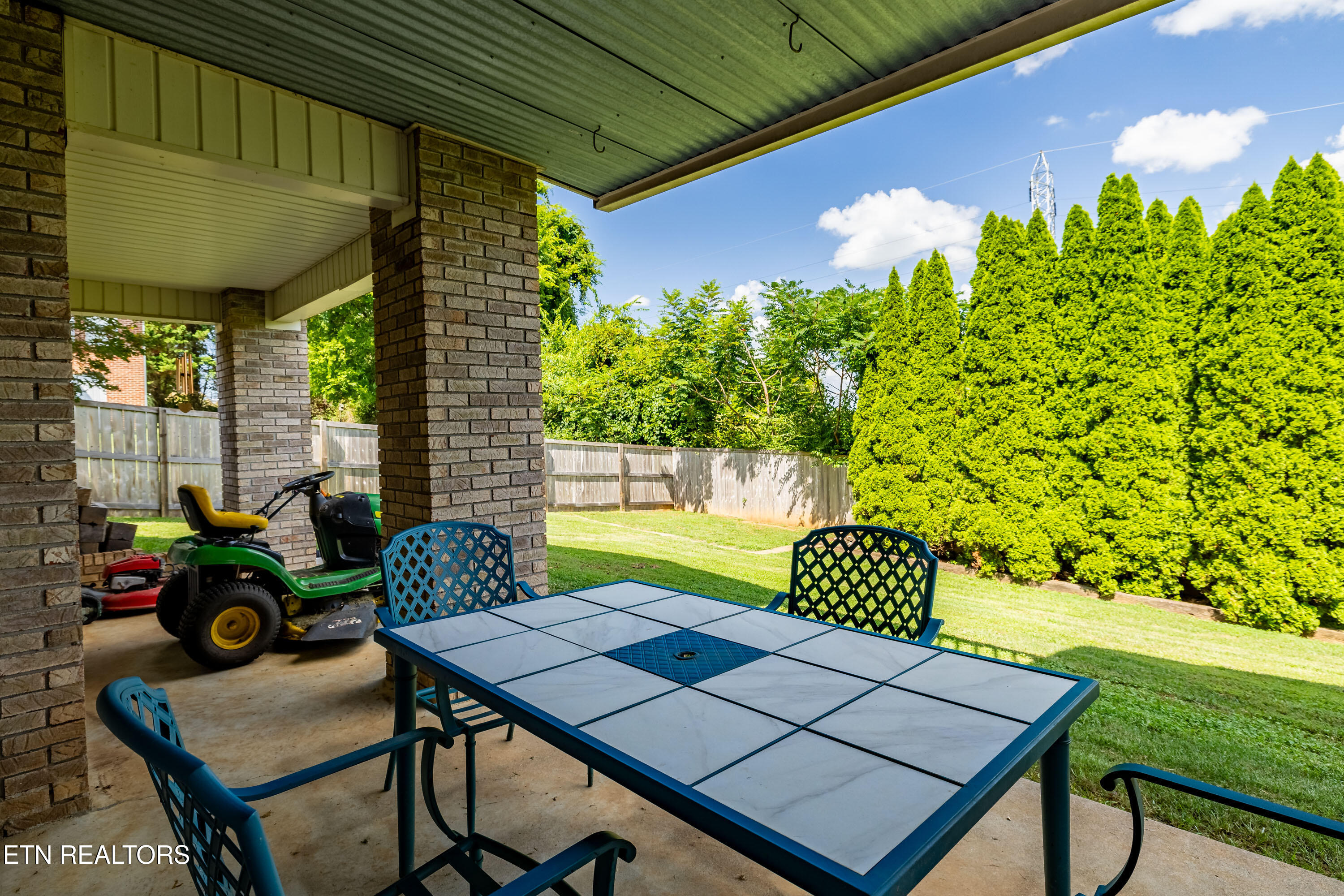 912 Saint Johns Drive Maryville TN 37801